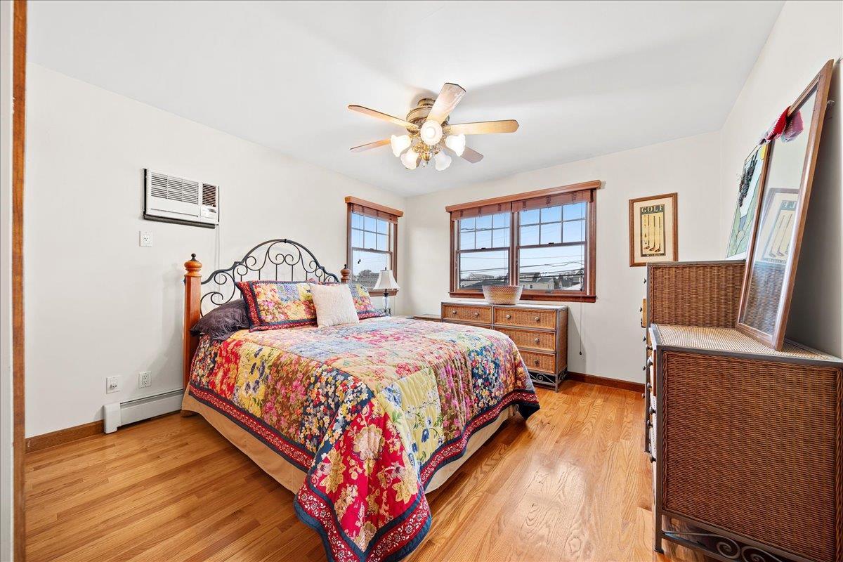 Single Family Gibbs  Suffolk County, NY 11701, MLS-802265-28