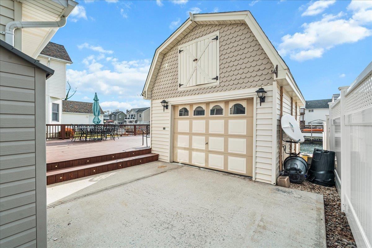 Single Family Gibbs  Suffolk County, NY 11701, MLS-802265-33