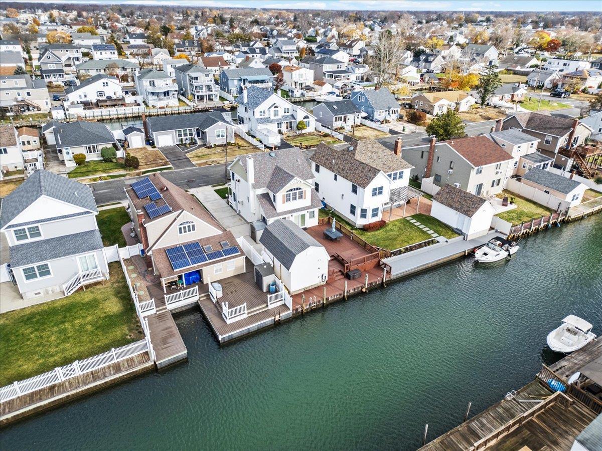 Single Family Gibbs  Suffolk County, NY 11701, MLS-802265-47