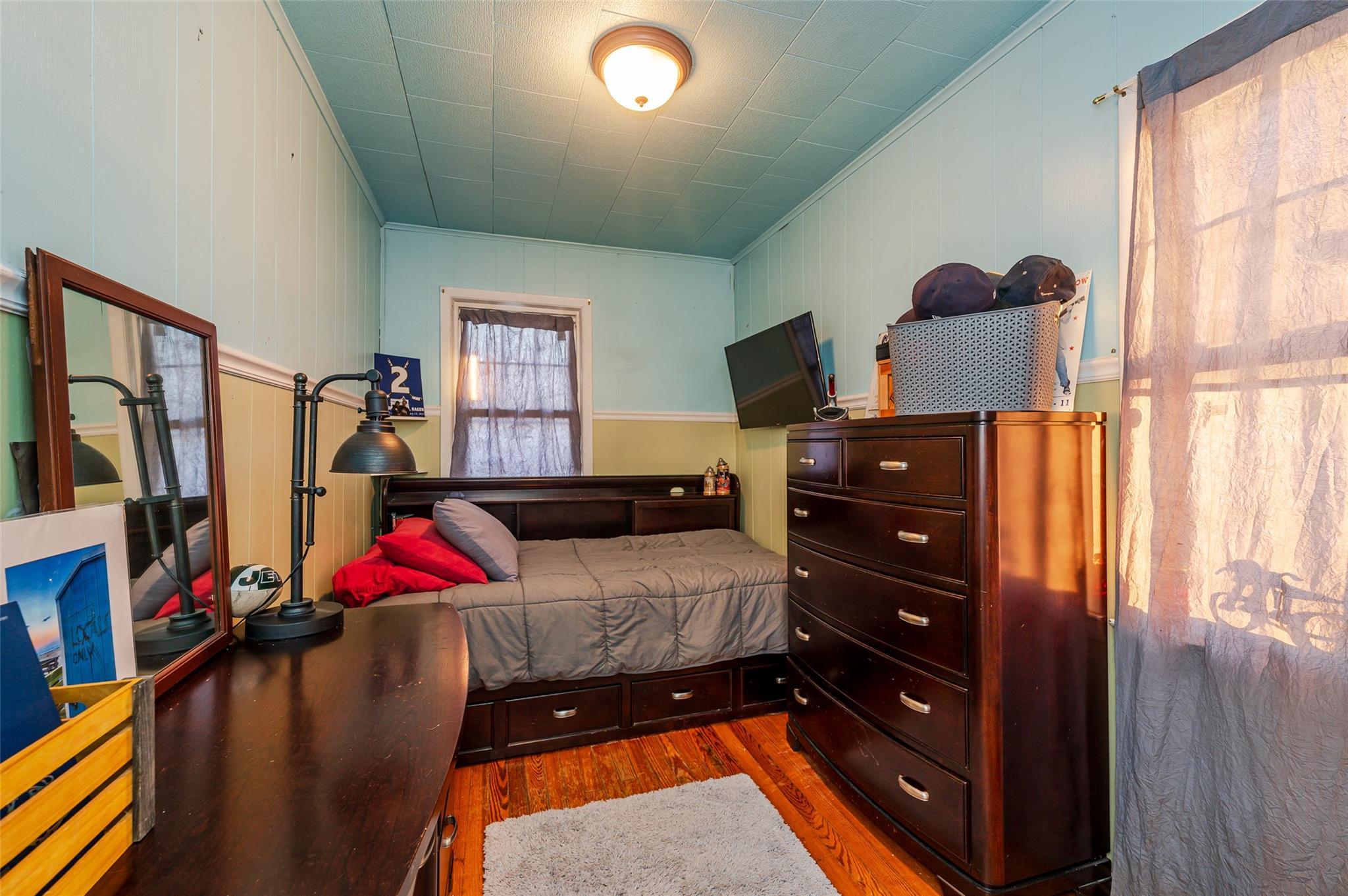 Single Family Franklin  Nassau County, NY 11561, MLS-802270-17