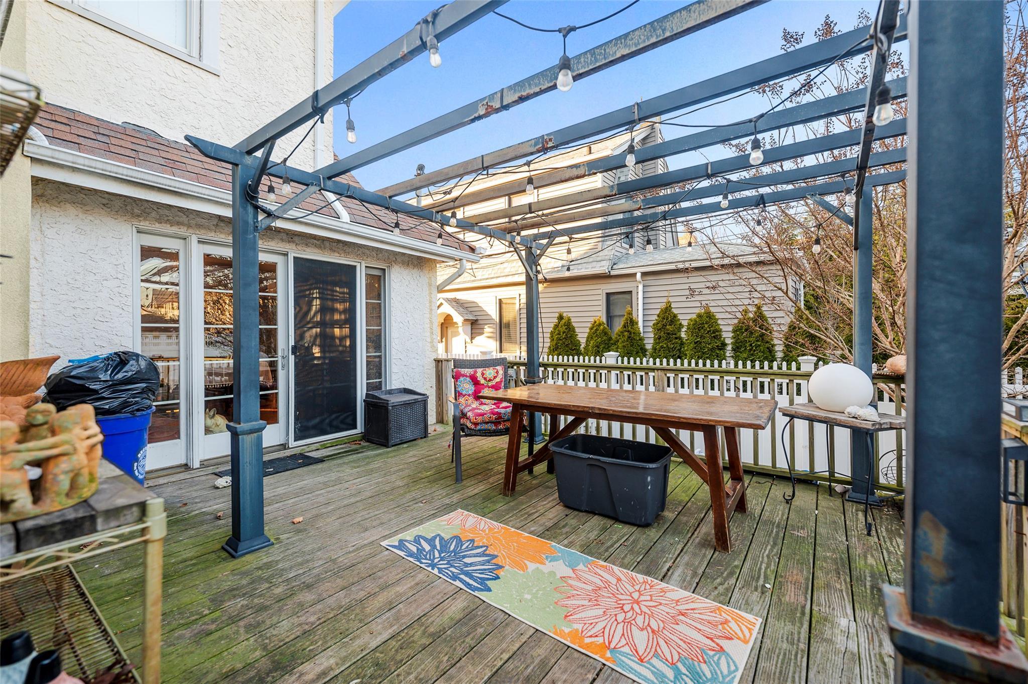 Single Family Franklin  Nassau County, NY 11561, MLS-802270-24