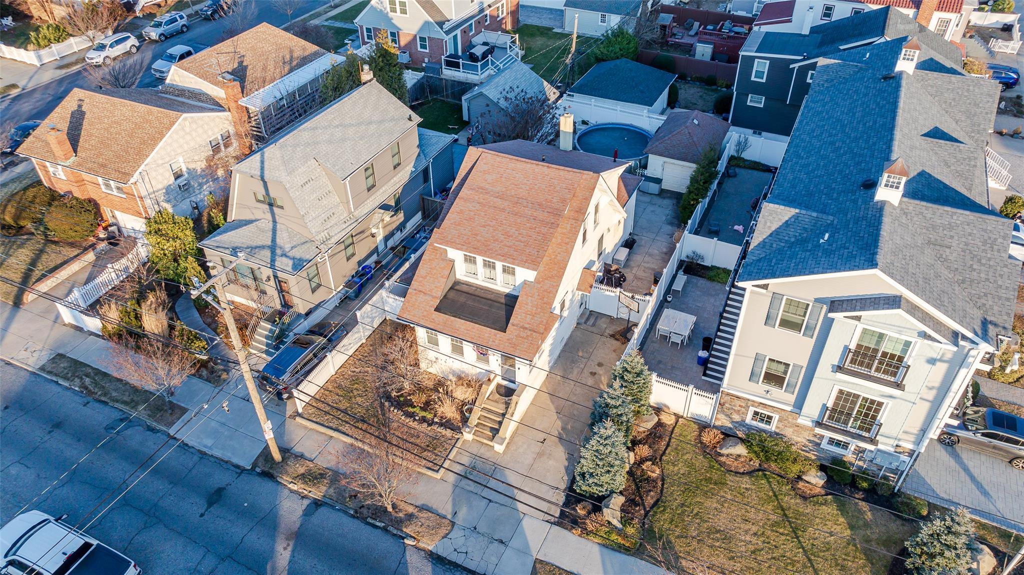 Single Family Franklin  Nassau County, NY 11561, MLS-802270-46