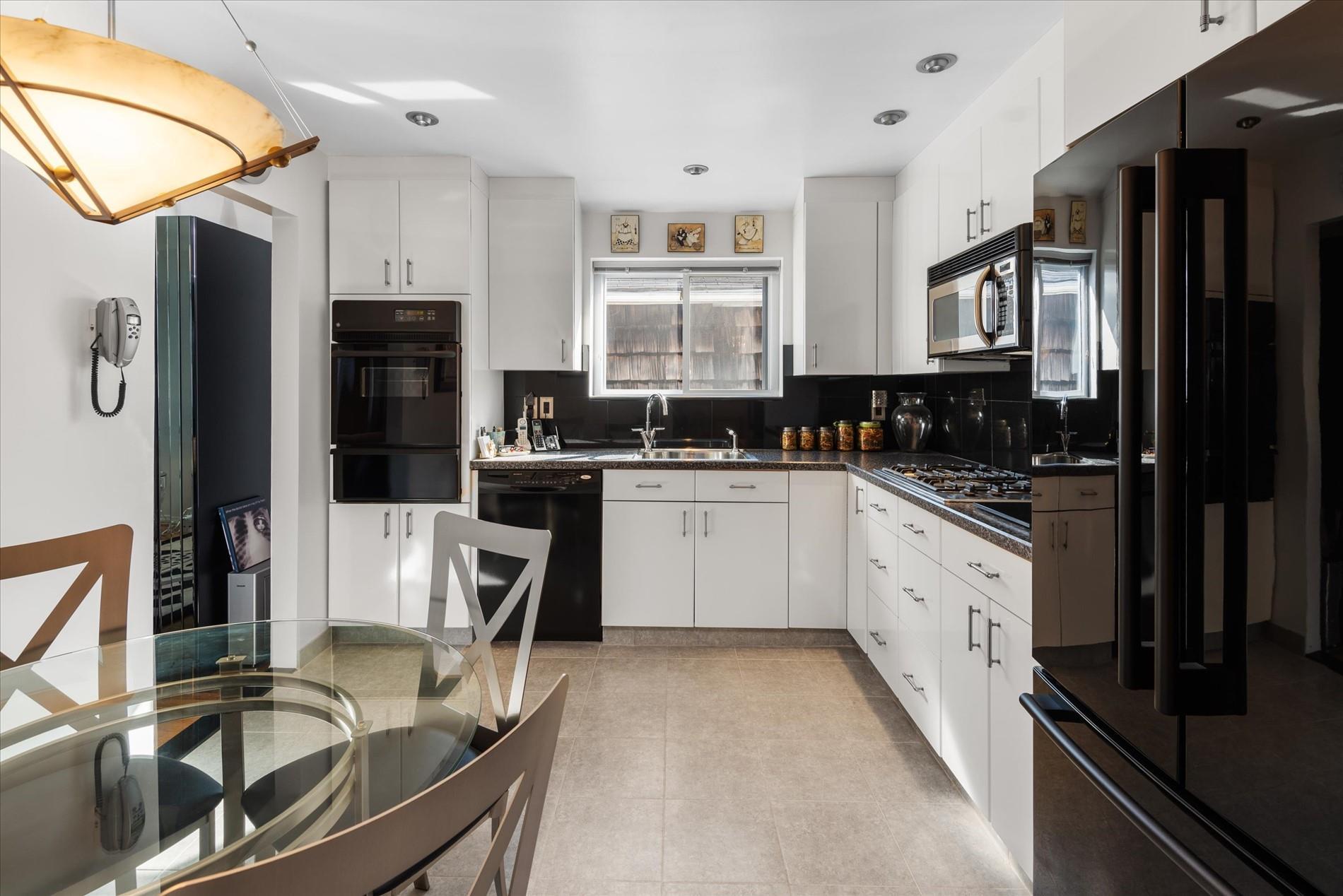Single Family 84th  Queens, NY 11414, MLS-802384-12