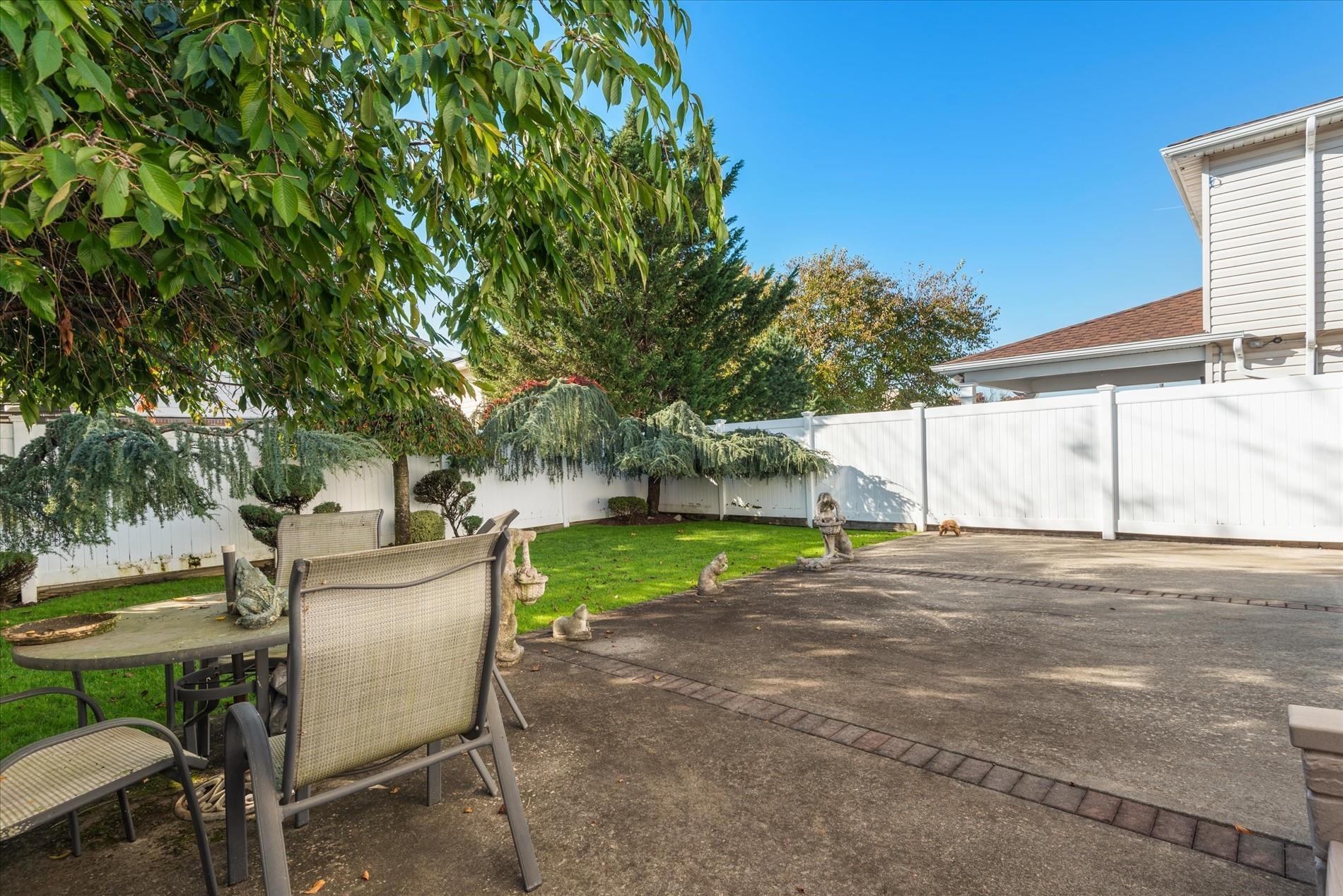 Single Family 84th  Queens, NY 11414, MLS-802384-21