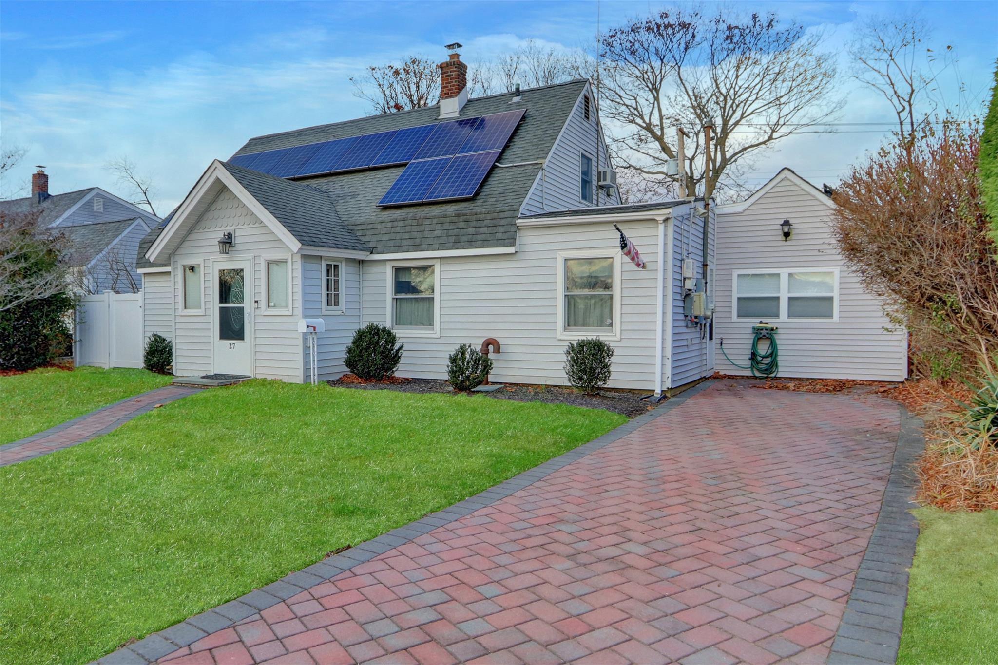 Single Family Cliff  Nassau County, NY 11756, MLS-802430-3