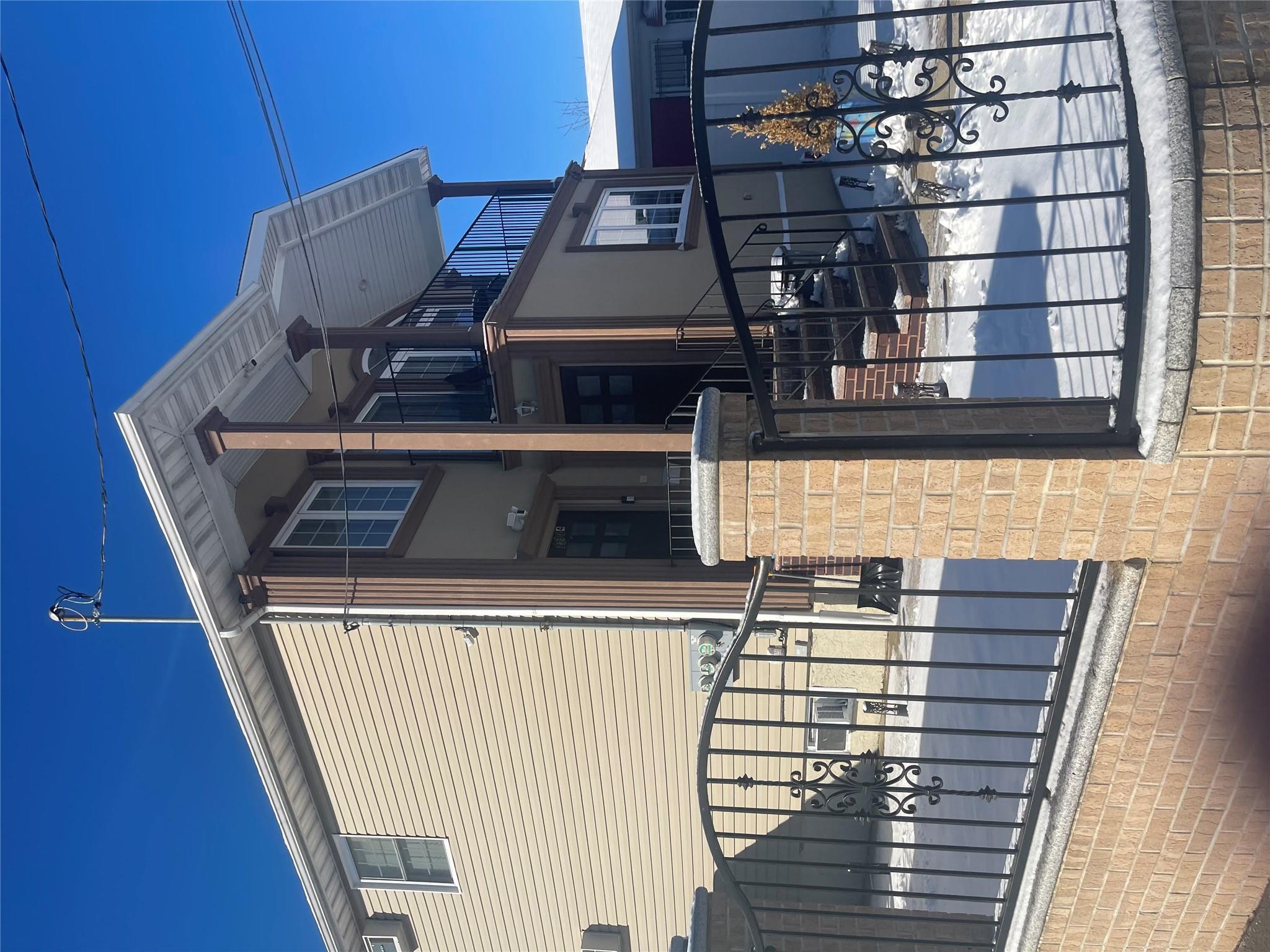 Single Family Edgewood  Queens, NY 11413, MLS-802502-17
