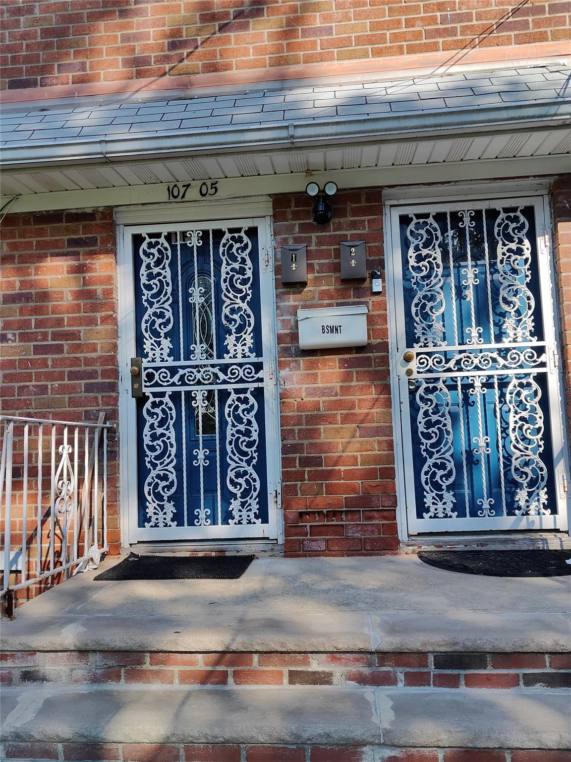 Single Family Monterey  Queens, NY 11429, MLS-802530-6