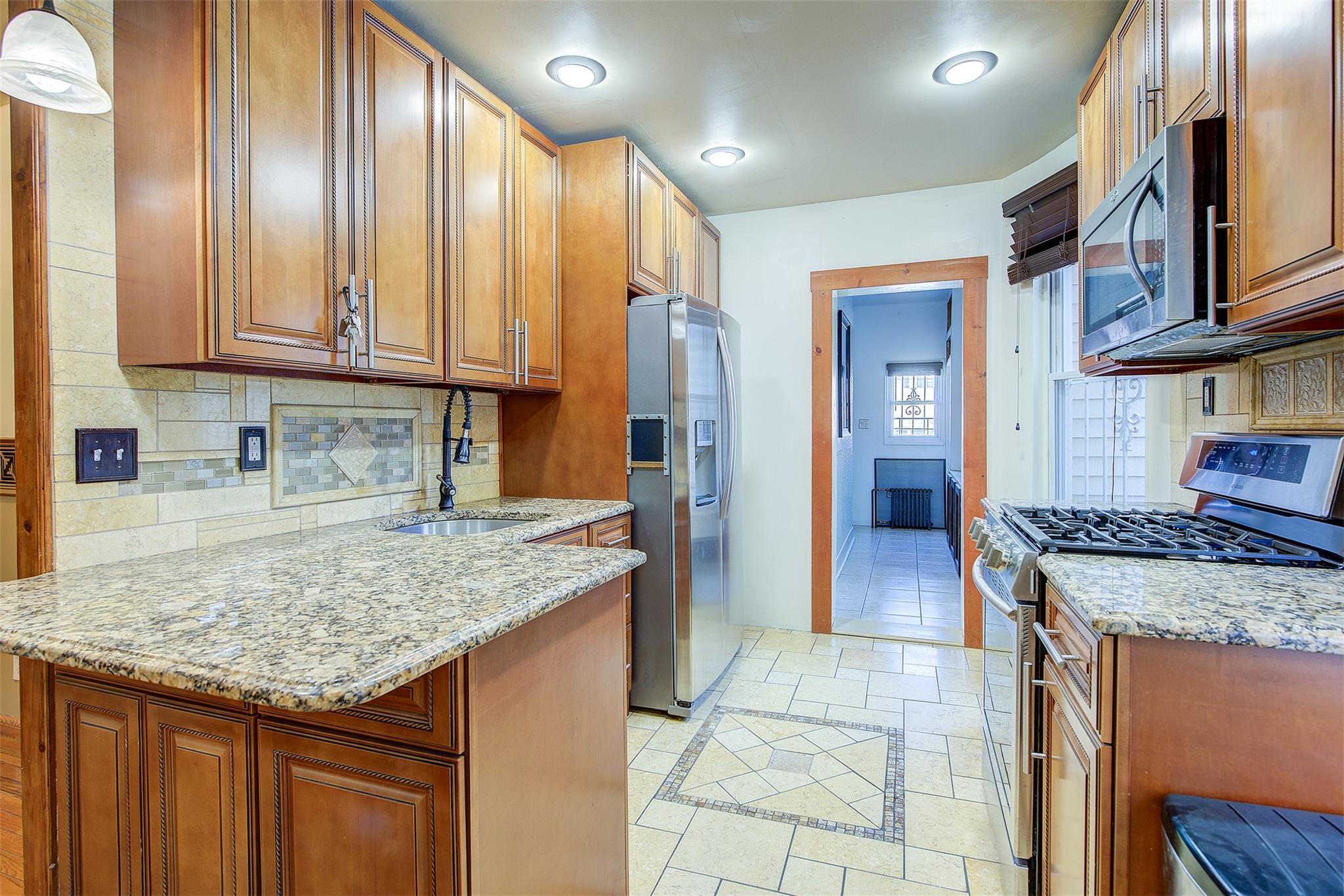 Single Family Jerome  Brooklyn, NY 11207, MLS-802727-7