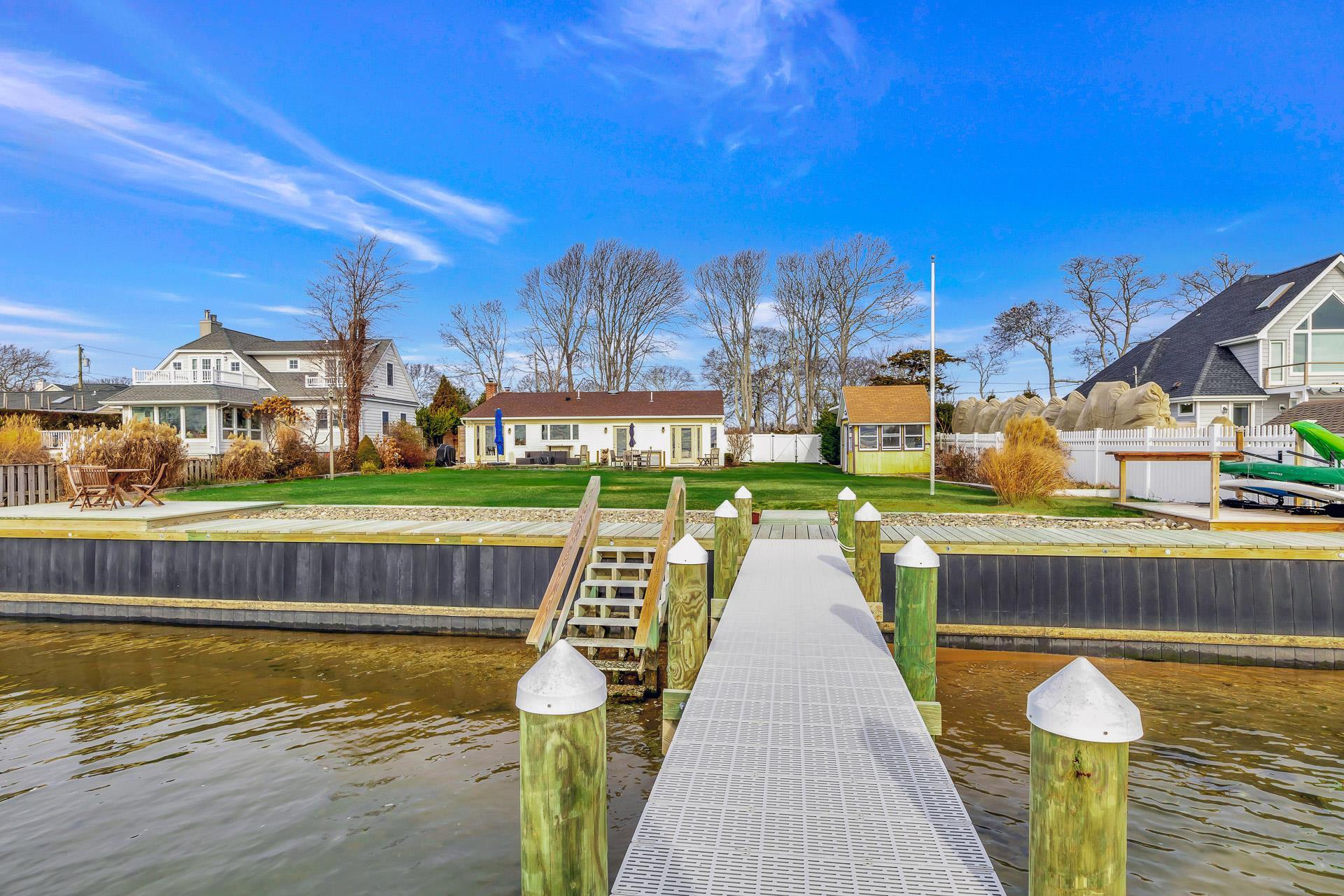 Single Family Bay  Suffolk County, NY 11940, MLS-802780-21