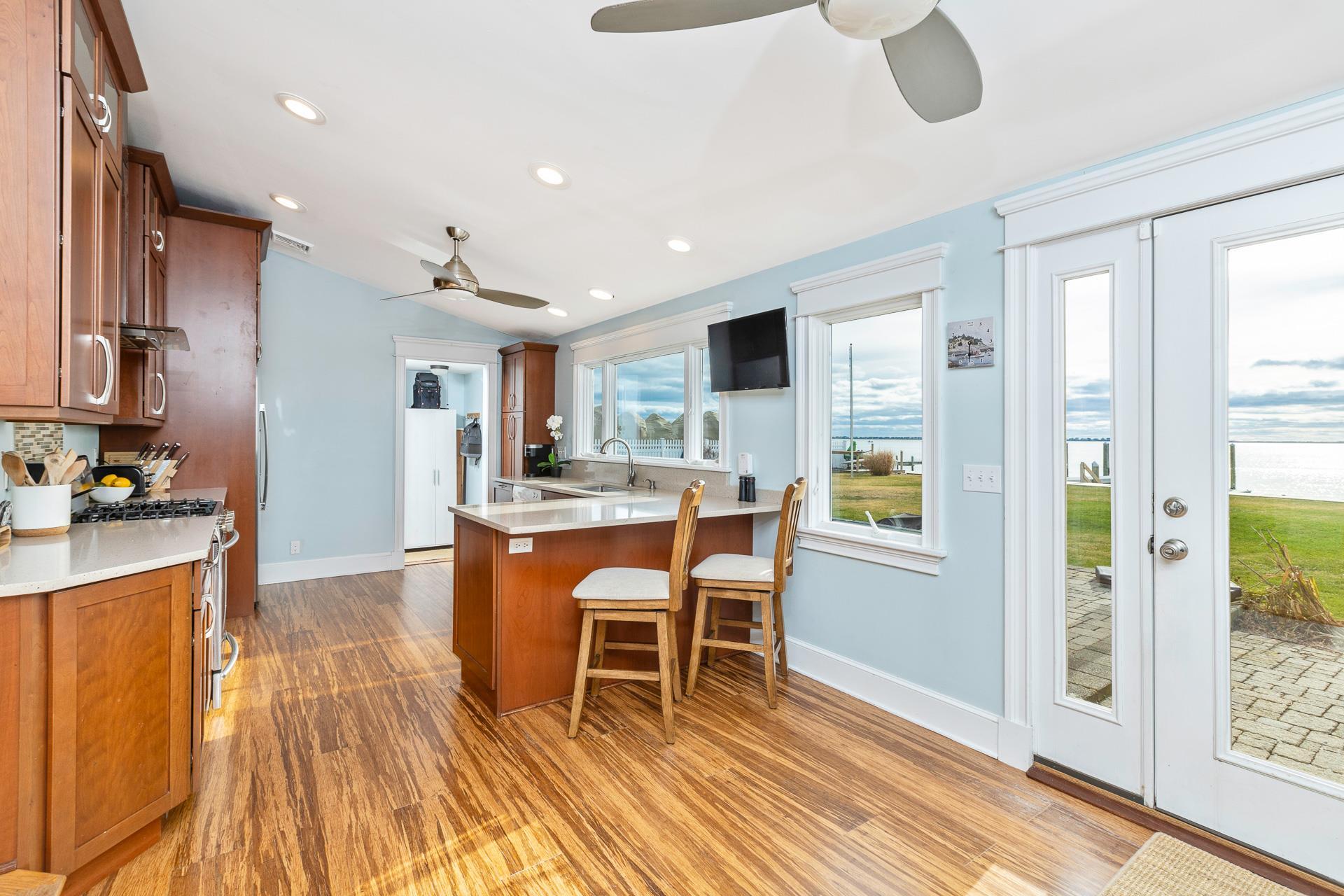 Single Family Bay  Suffolk County, NY 11940, MLS-802780-8