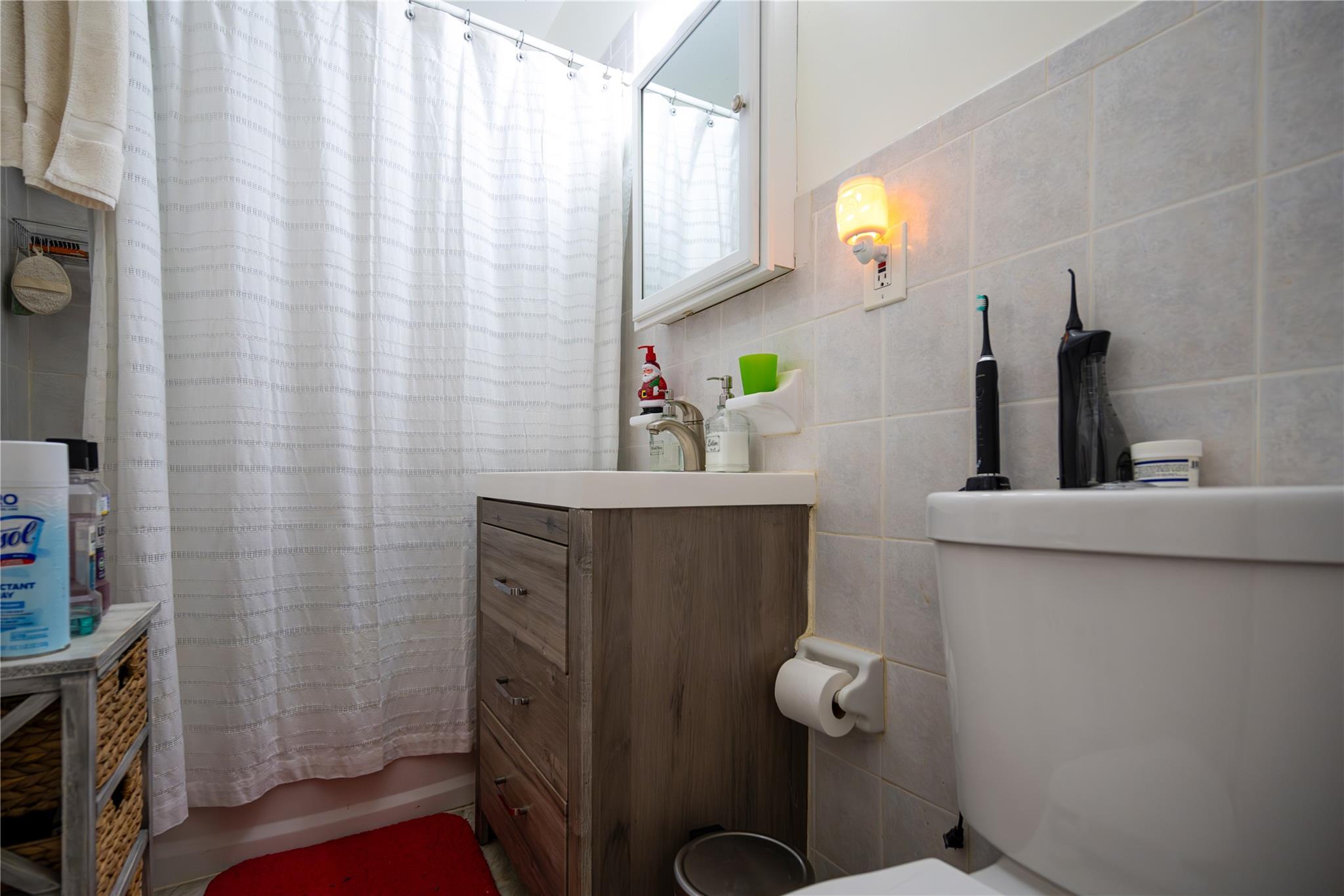 Single Family 102 St  Queens, NY 11368, MLS-802862-8