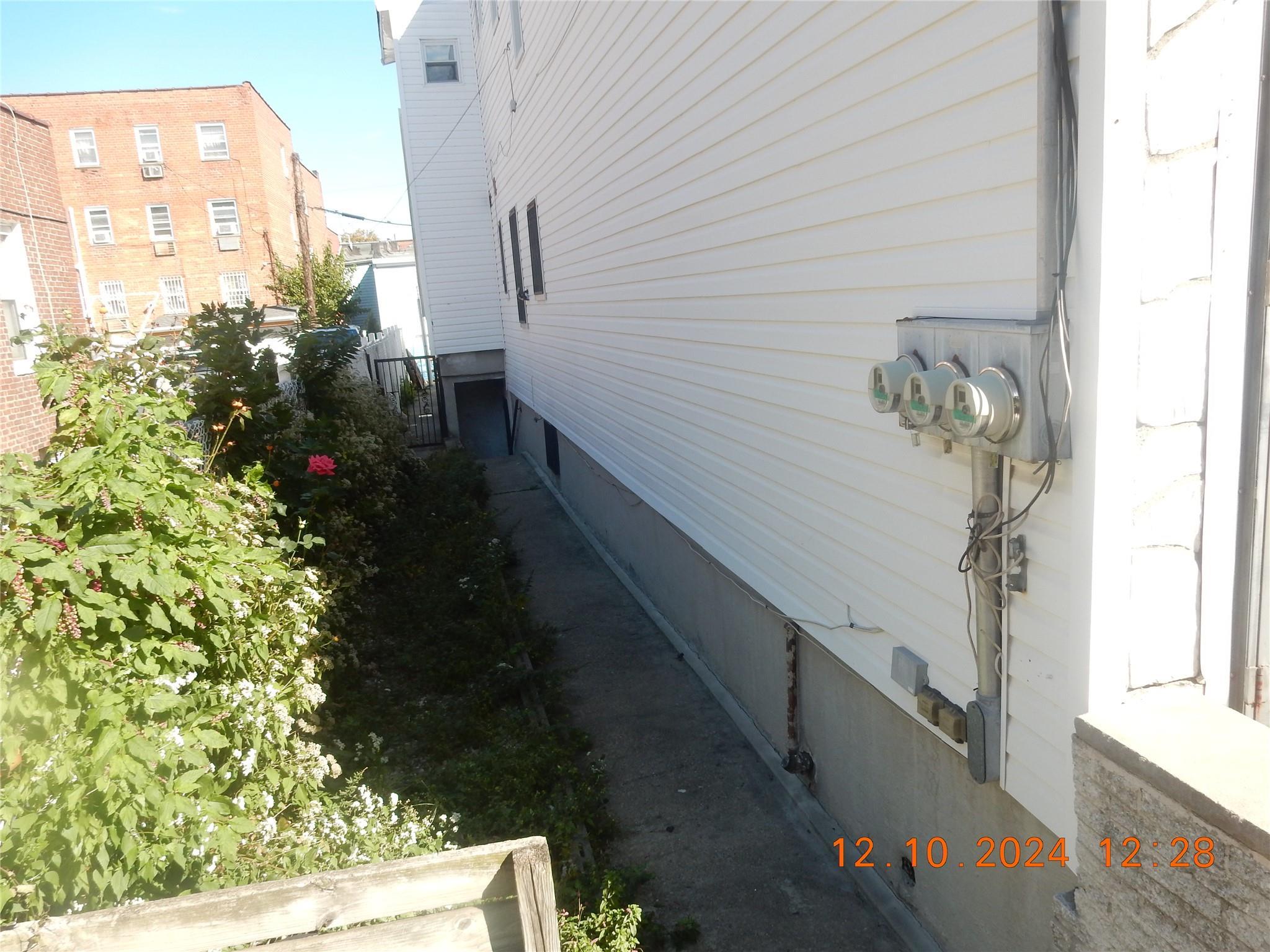 Single Family 83rd Street  Brooklyn, NY 11236, MLS-802931-21