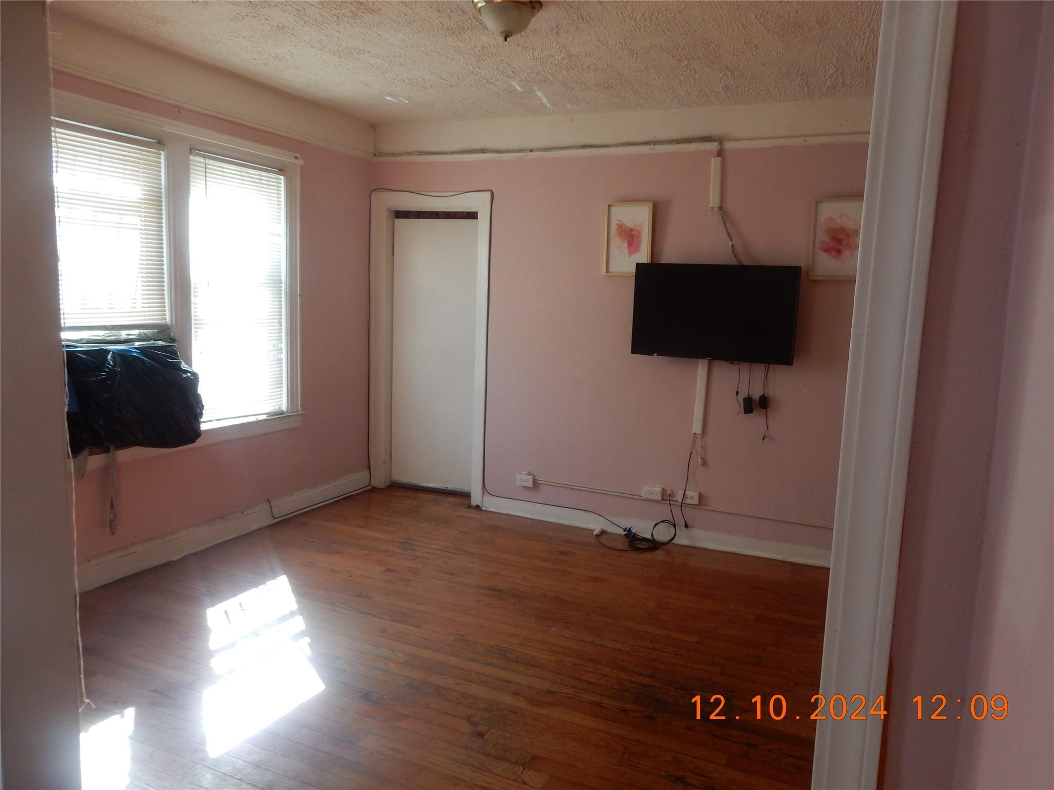 Single Family 83rd Street  Brooklyn, NY 11236, MLS-802931-28