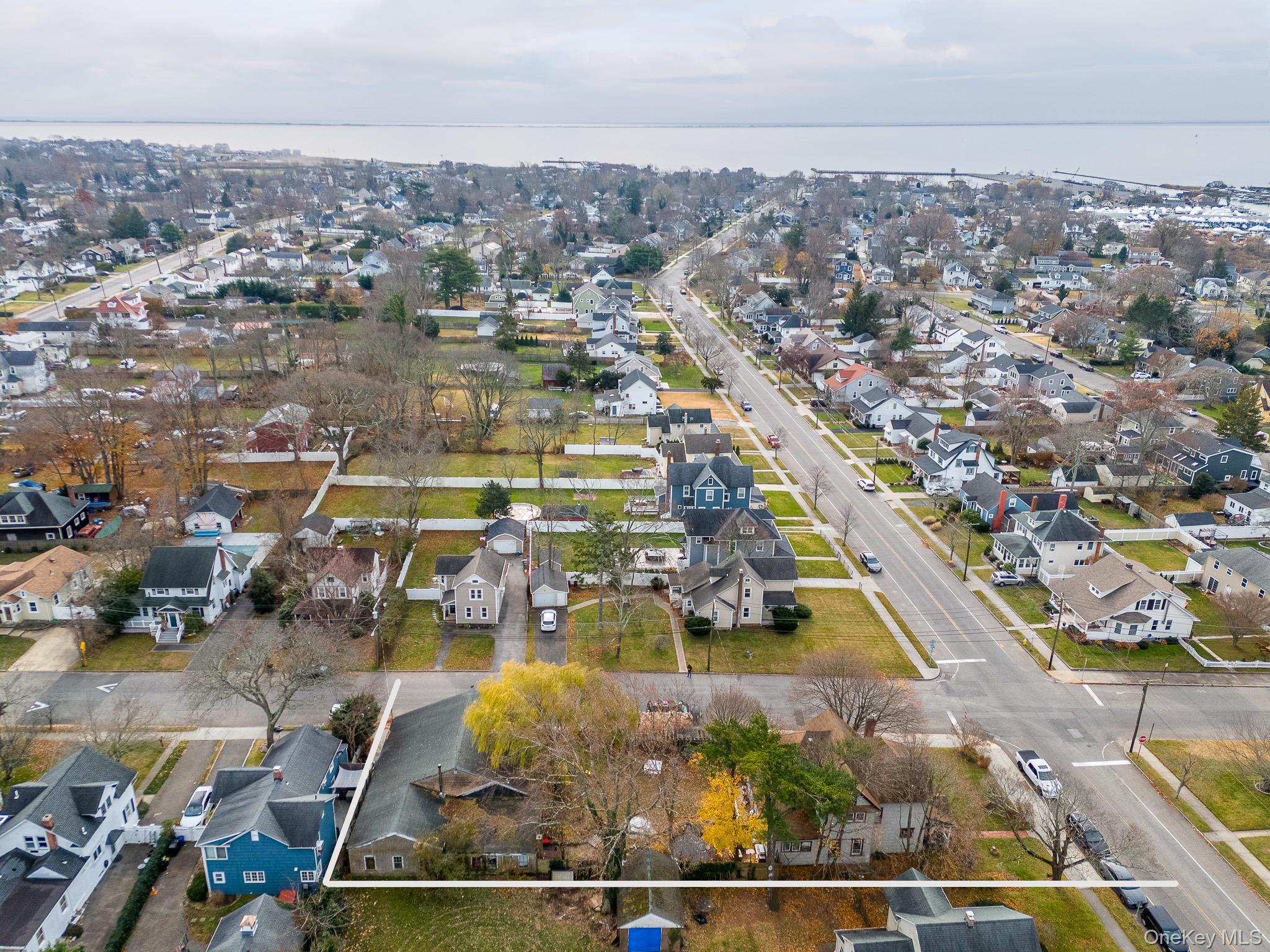 Single Family Cedar Suffolk County, NY 11772, MLS-803050-40