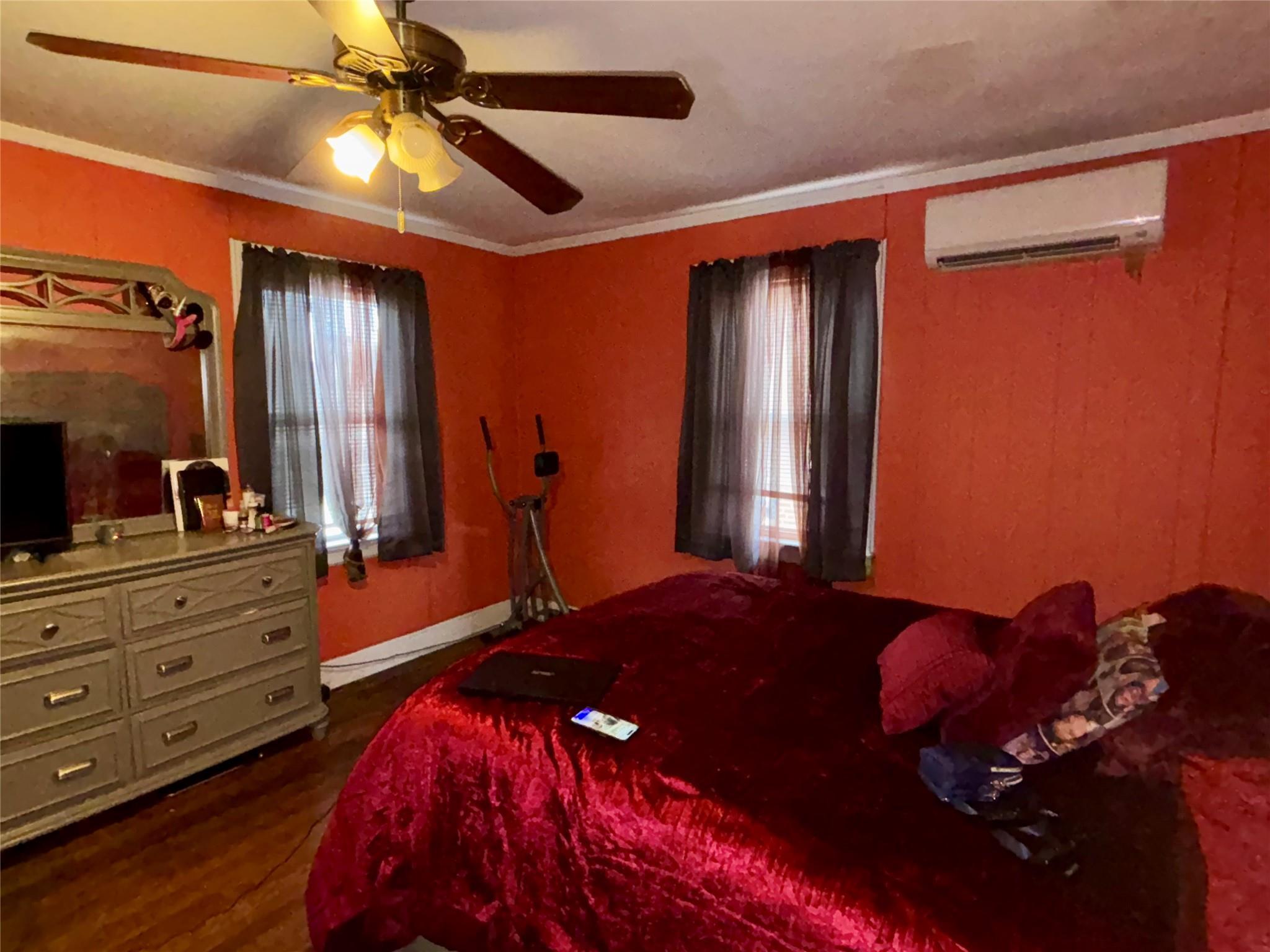 Single Family 229th Street  Queens, NY 11413, MLS-803063-12