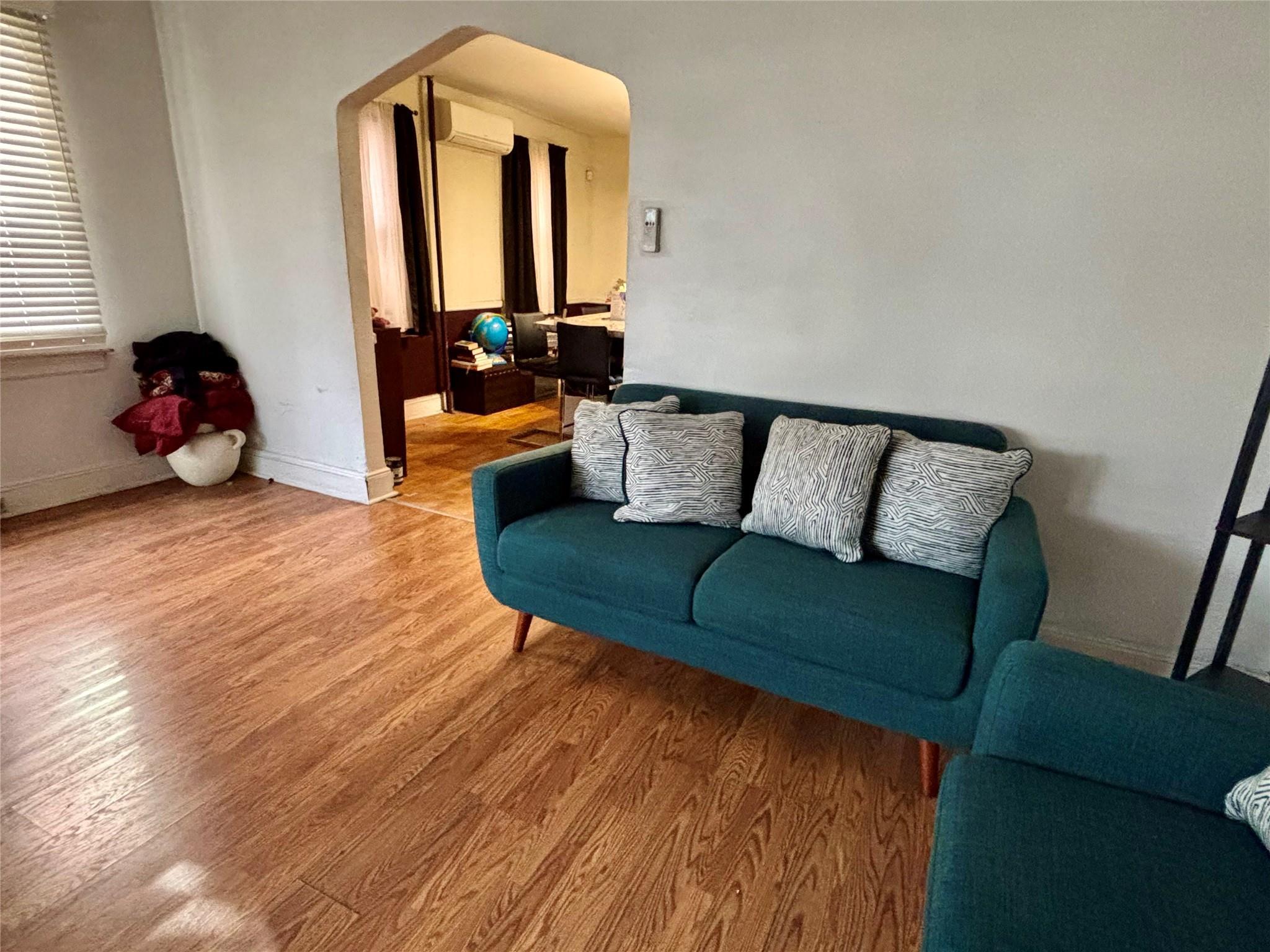 Single Family 229th Street  Queens, NY 11413, MLS-803063-7