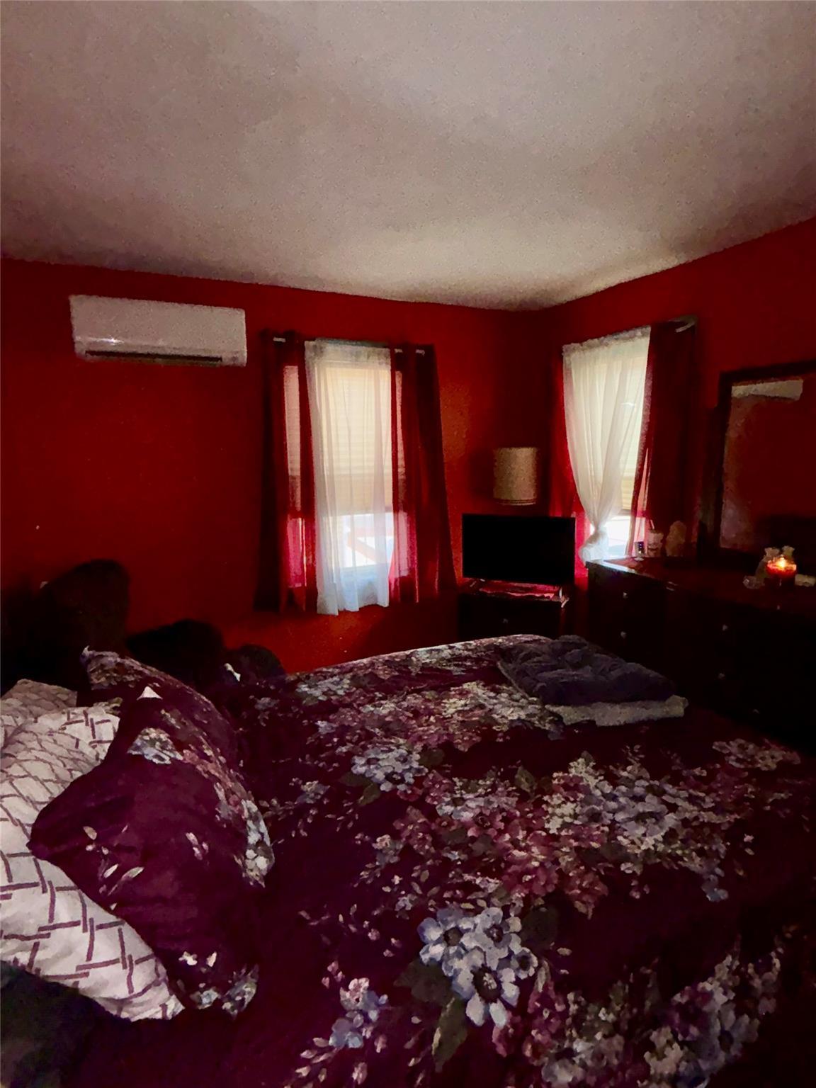 Single Family 229th Street  Queens, NY 11413, MLS-803063-9