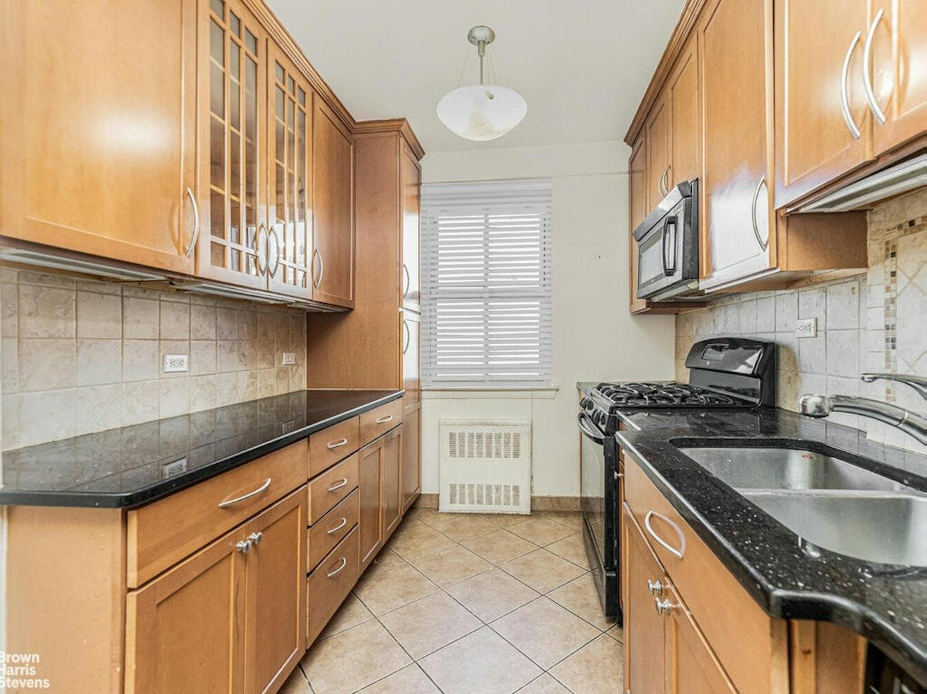 Coop Henry Hudson  Bronx, NY 10463, MLS-803105-10