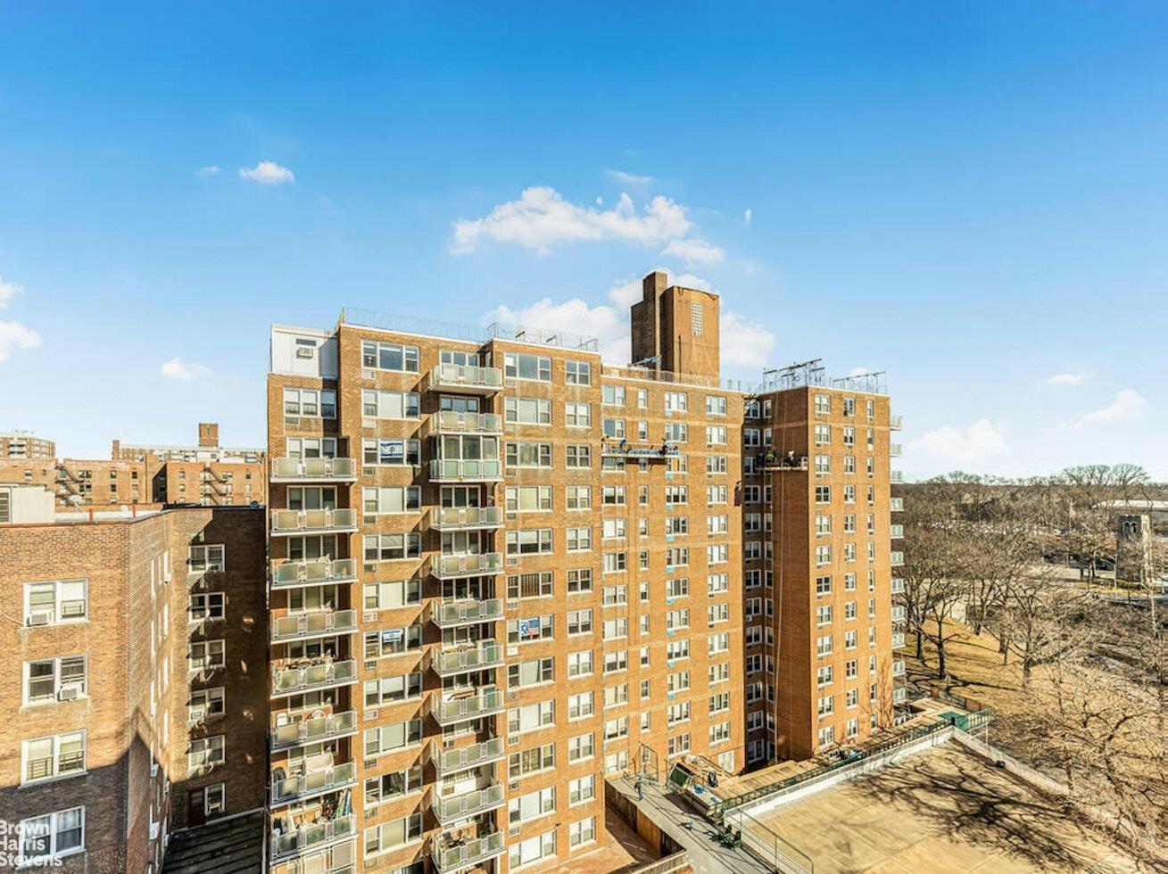 Coop Henry Hudson  Bronx, NY 10463, MLS-803105-15