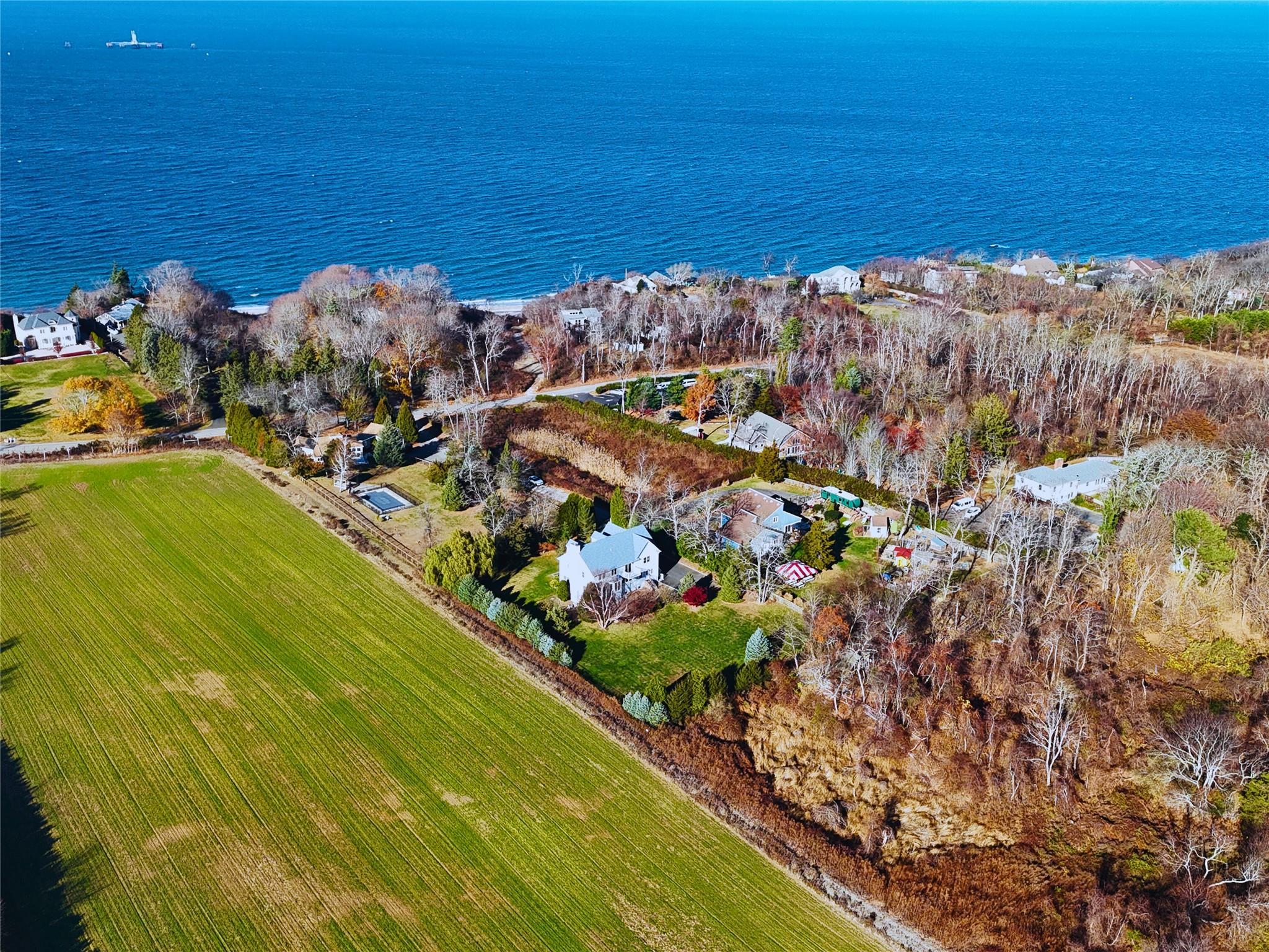Single Family Sound Shore  Suffolk County, NY 11901, MLS-803195-26