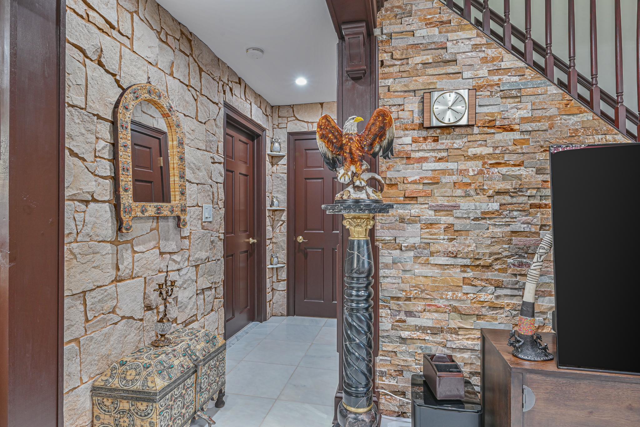 Single Family Quarry Lane  Nassau County, NY 11756, MLS-803290-24