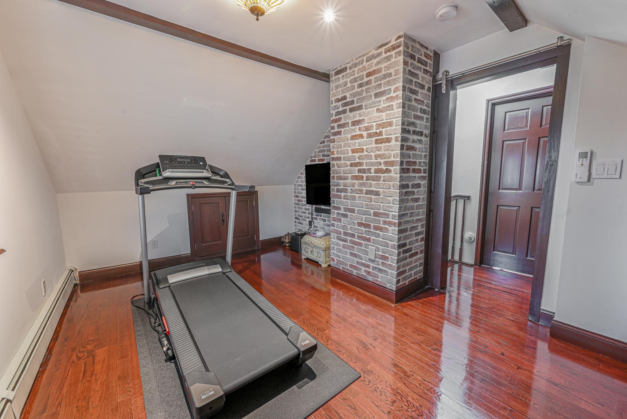 Single Family Quarry Lane  Nassau County, NY 11756, MLS-803290-36