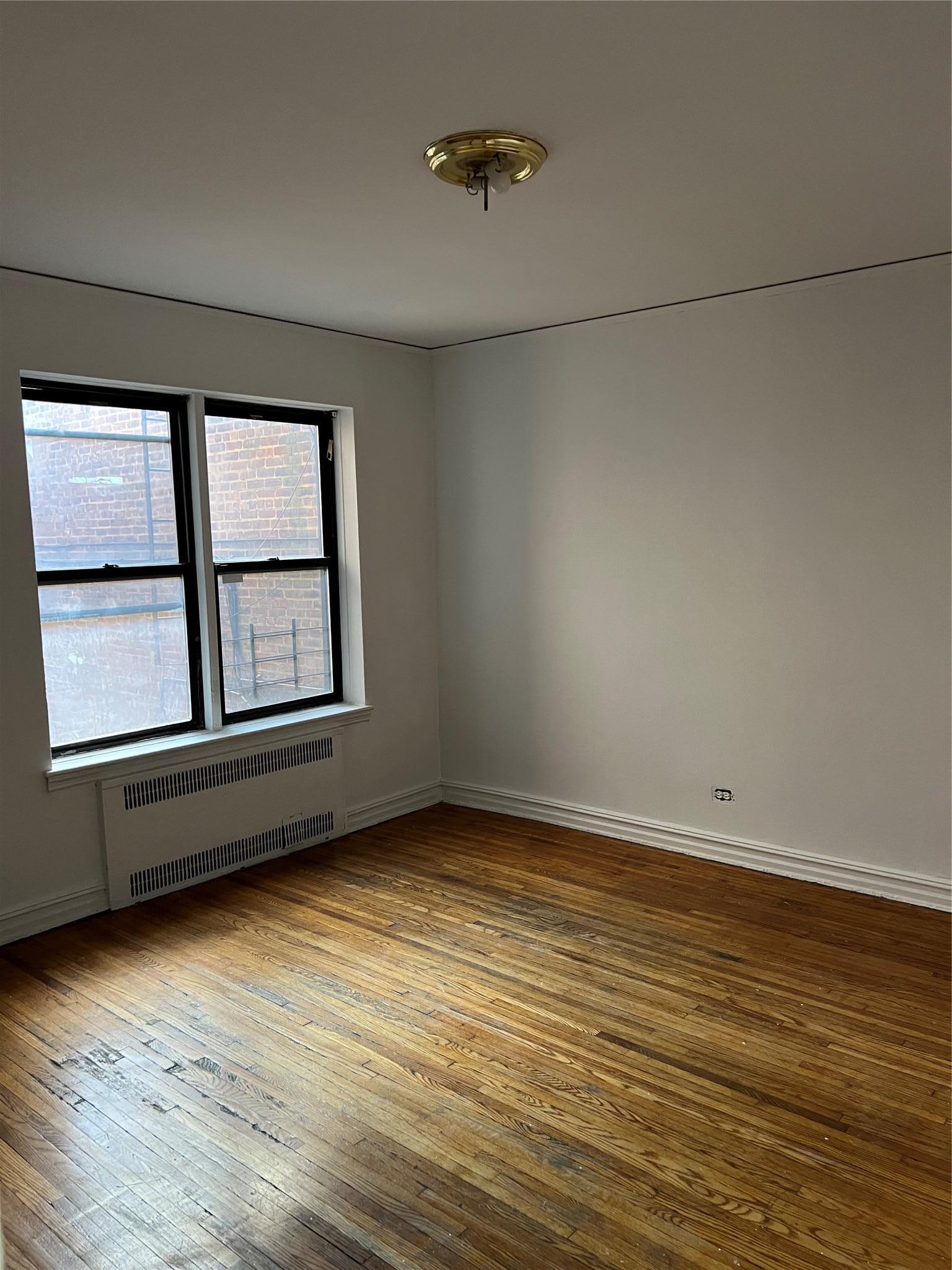 Coop 75th Street       Apartment 127  Queens, NY 11372, MLS-803311-27