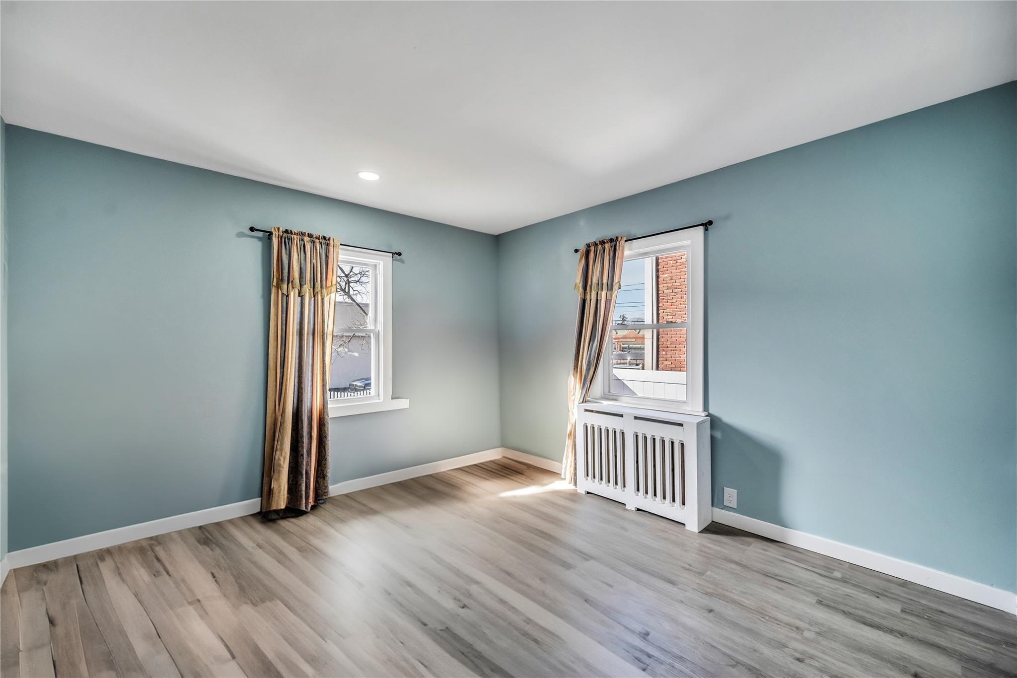 Single Family Clinton  Suffolk County, NY 11757, MLS-803444-15