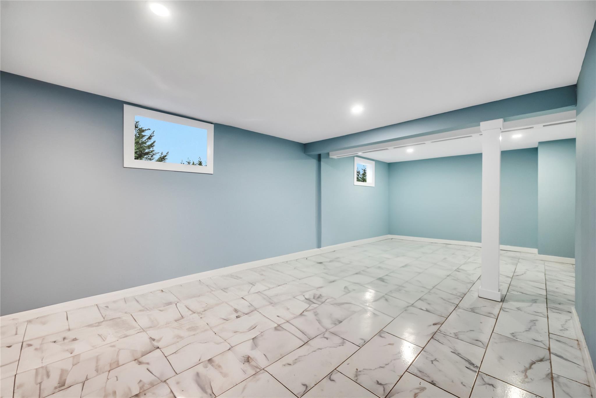 Single Family Clinton  Suffolk County, NY 11757, MLS-803444-23