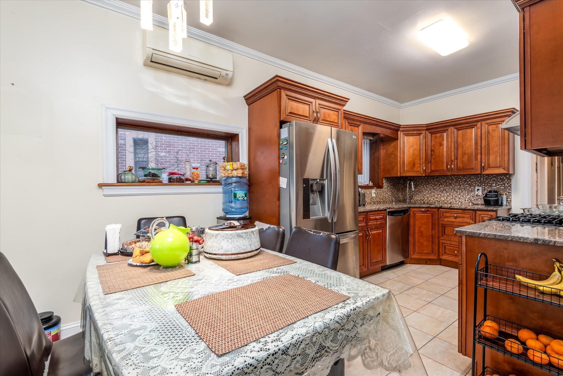 Single Family 63  Queens, NY 11378, MLS-803447-7