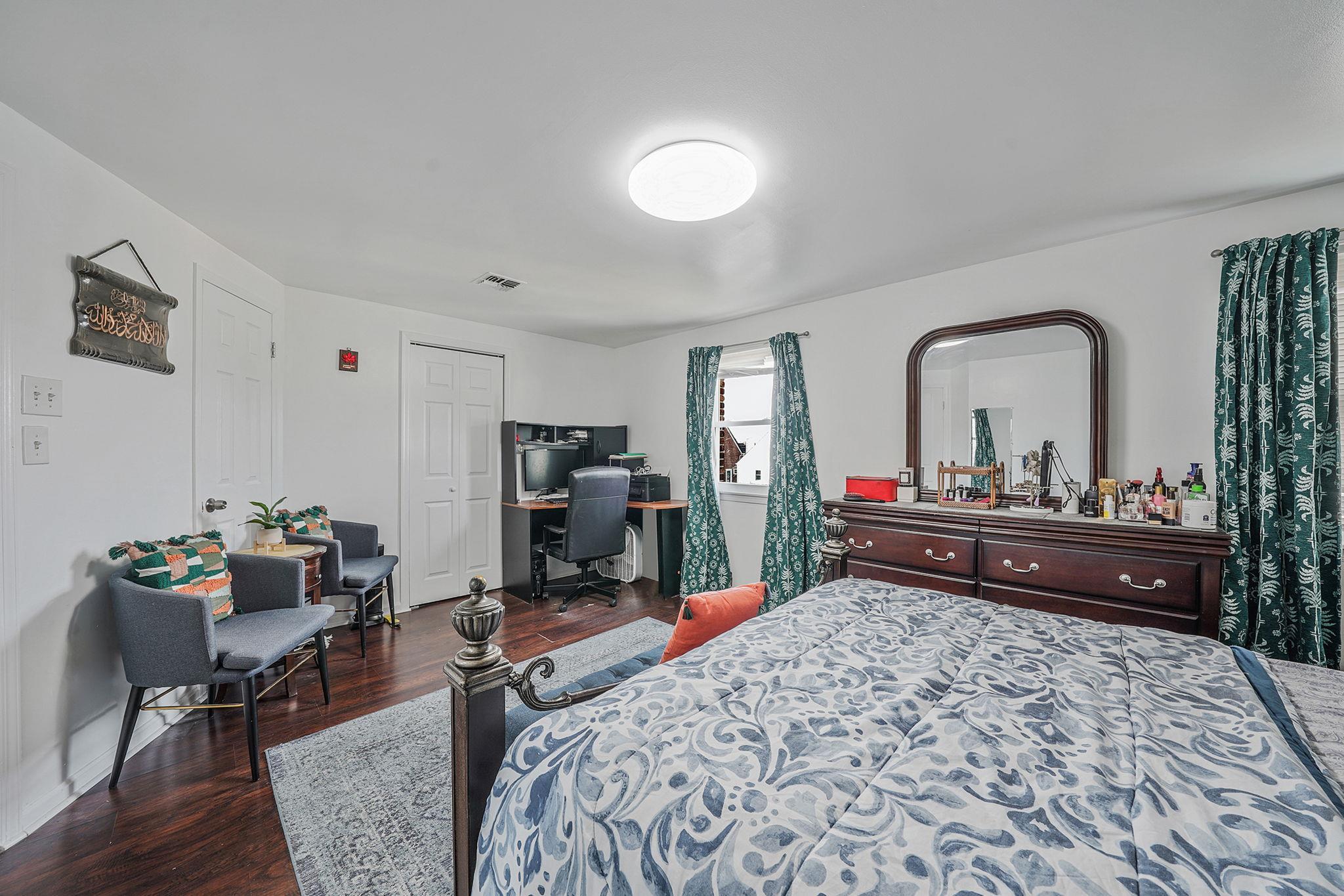 Single Family Terrace Ave  Nassau County, NY 11003, MLS-803457-29