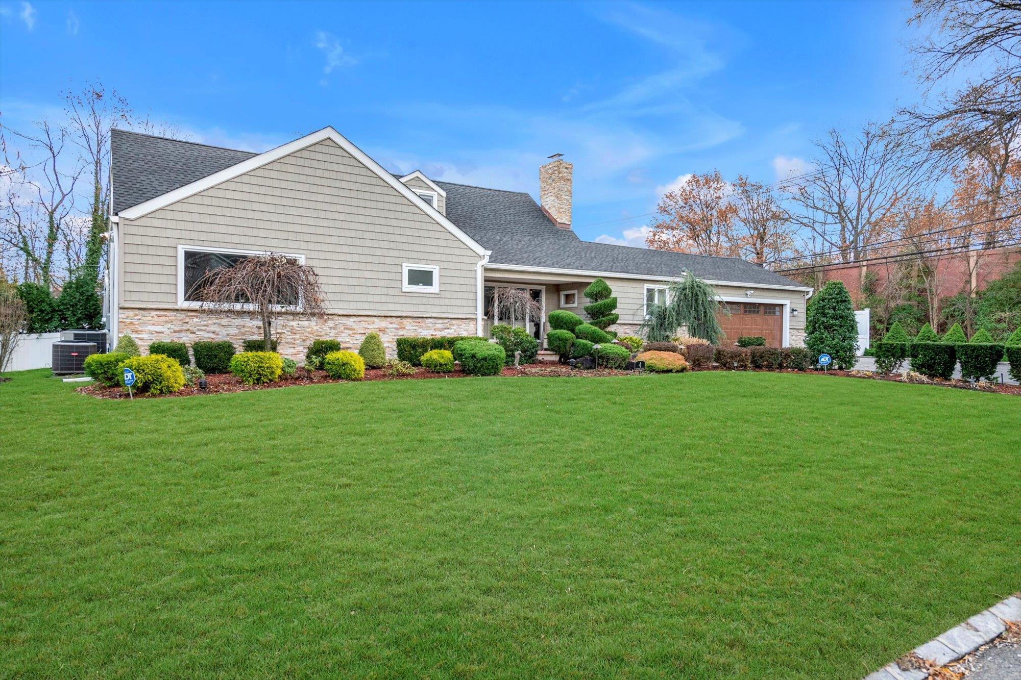 Single Family Westwood Circle  Nassau County, NY 11577, MLS-803552-27