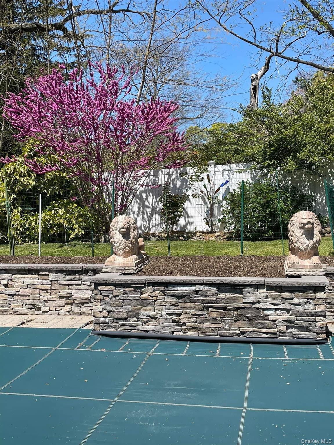 Single Family Maiden  Suffolk County, NY 11777, MLS-803715-11