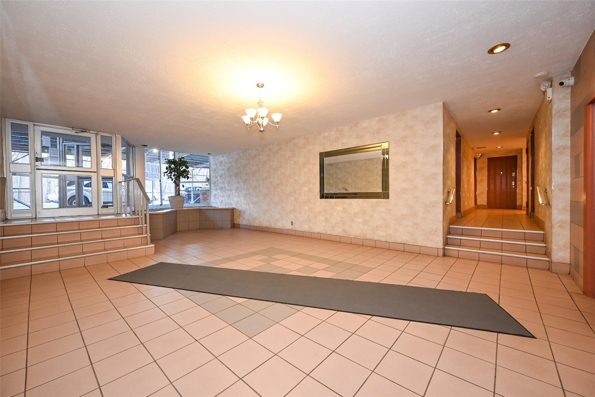 Coop Broadway  Bronx, NY 10471, MLS-803757-2