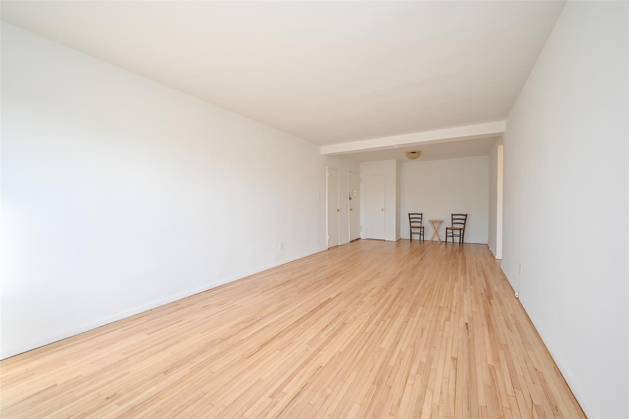 Coop Broadway  Bronx, NY 10471, MLS-803757-8