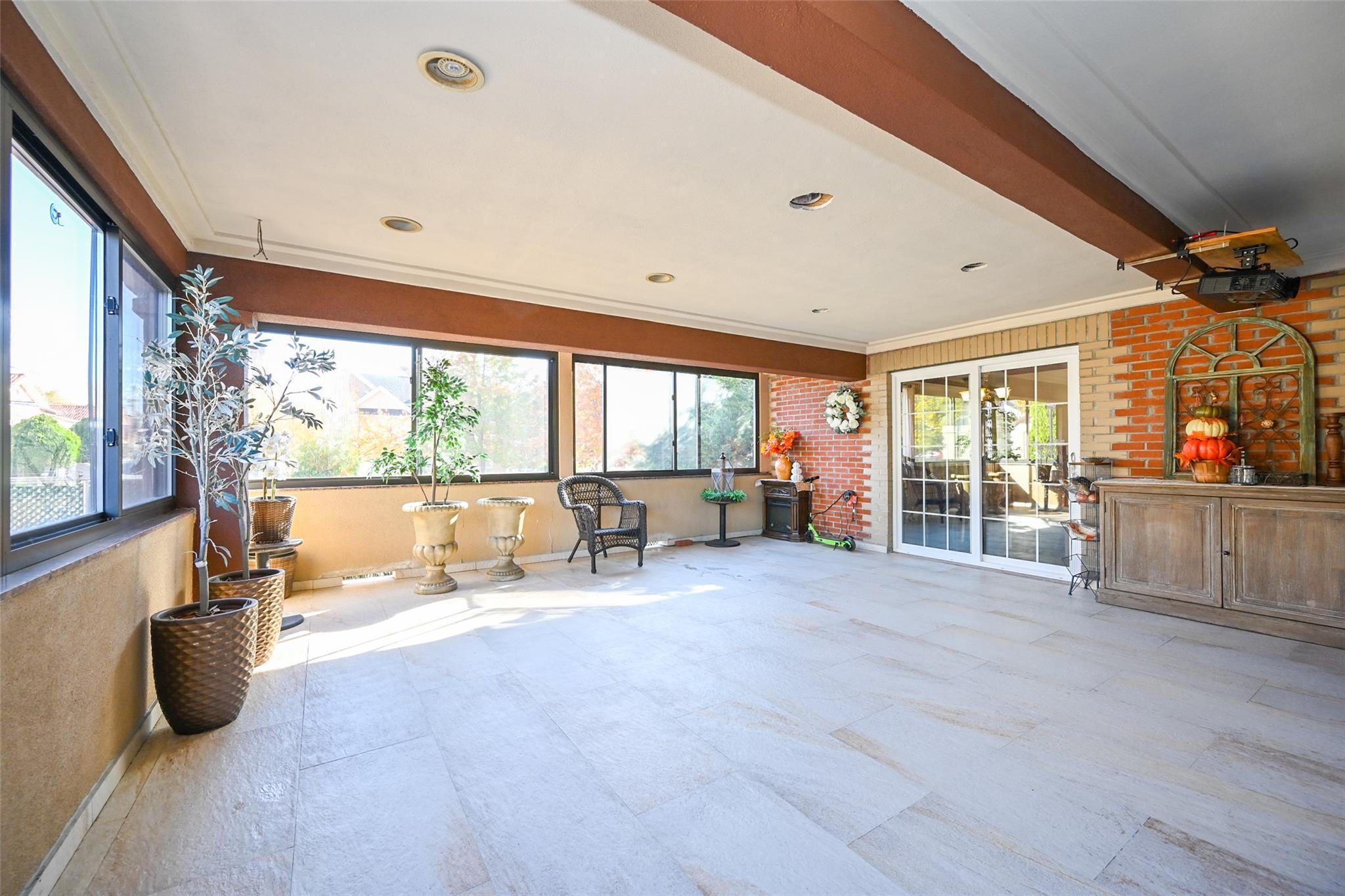 Single Family 192  Queens, NY 11365, MLS-803988-16