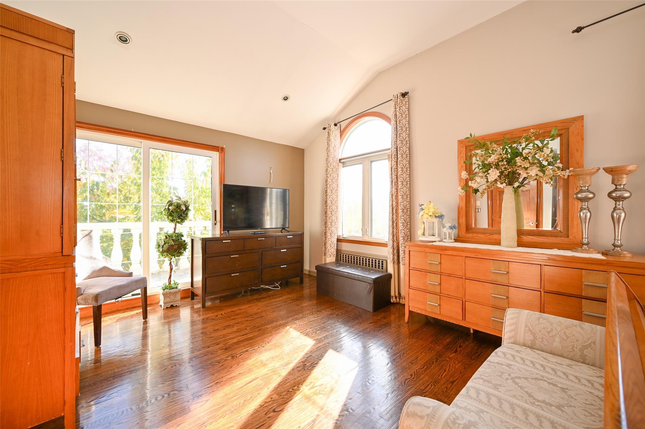 Single Family 192  Queens, NY 11365, MLS-803988-17