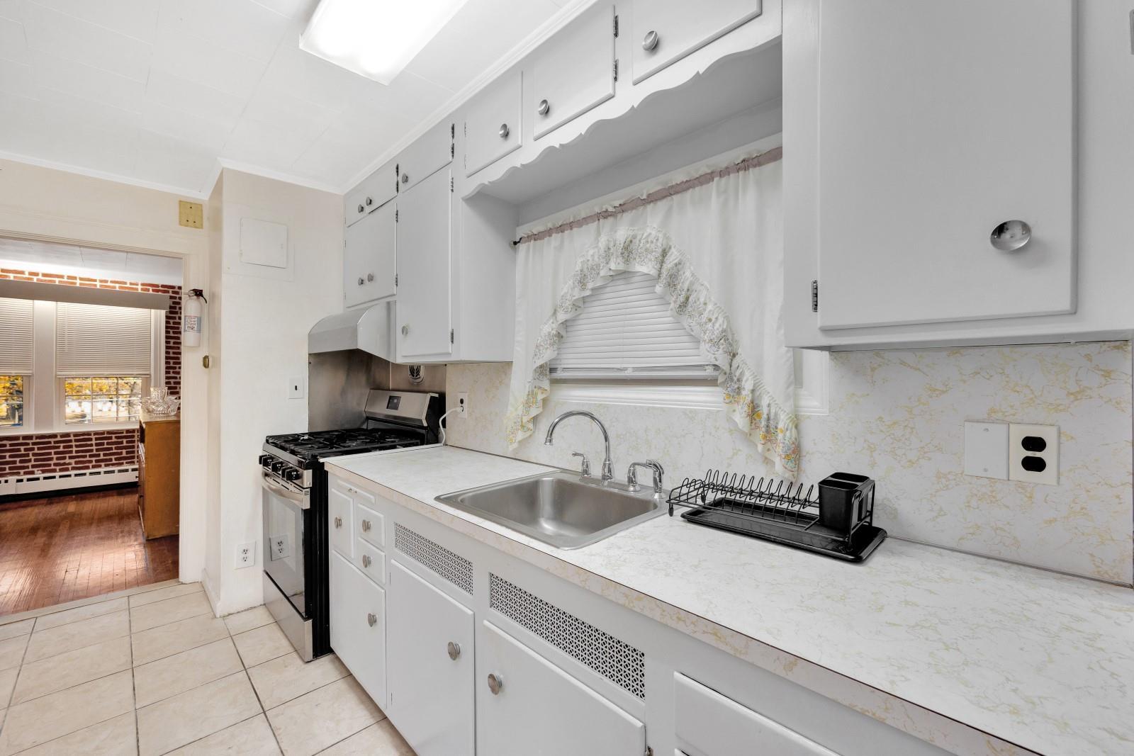 Single Family 80  Queens, NY 11379, MLS-804032-15