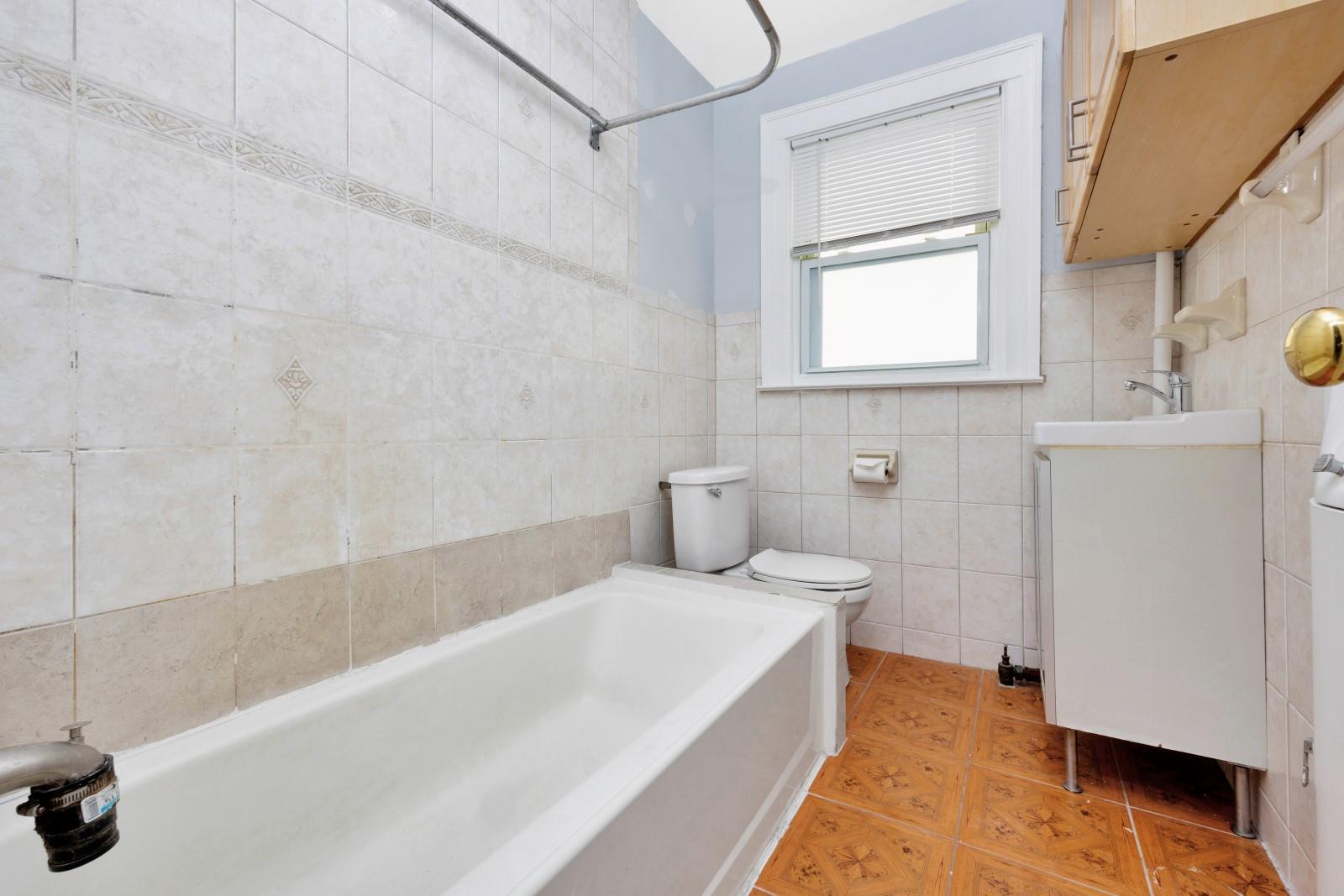 Single Family 80  Queens, NY 11379, MLS-804032-17