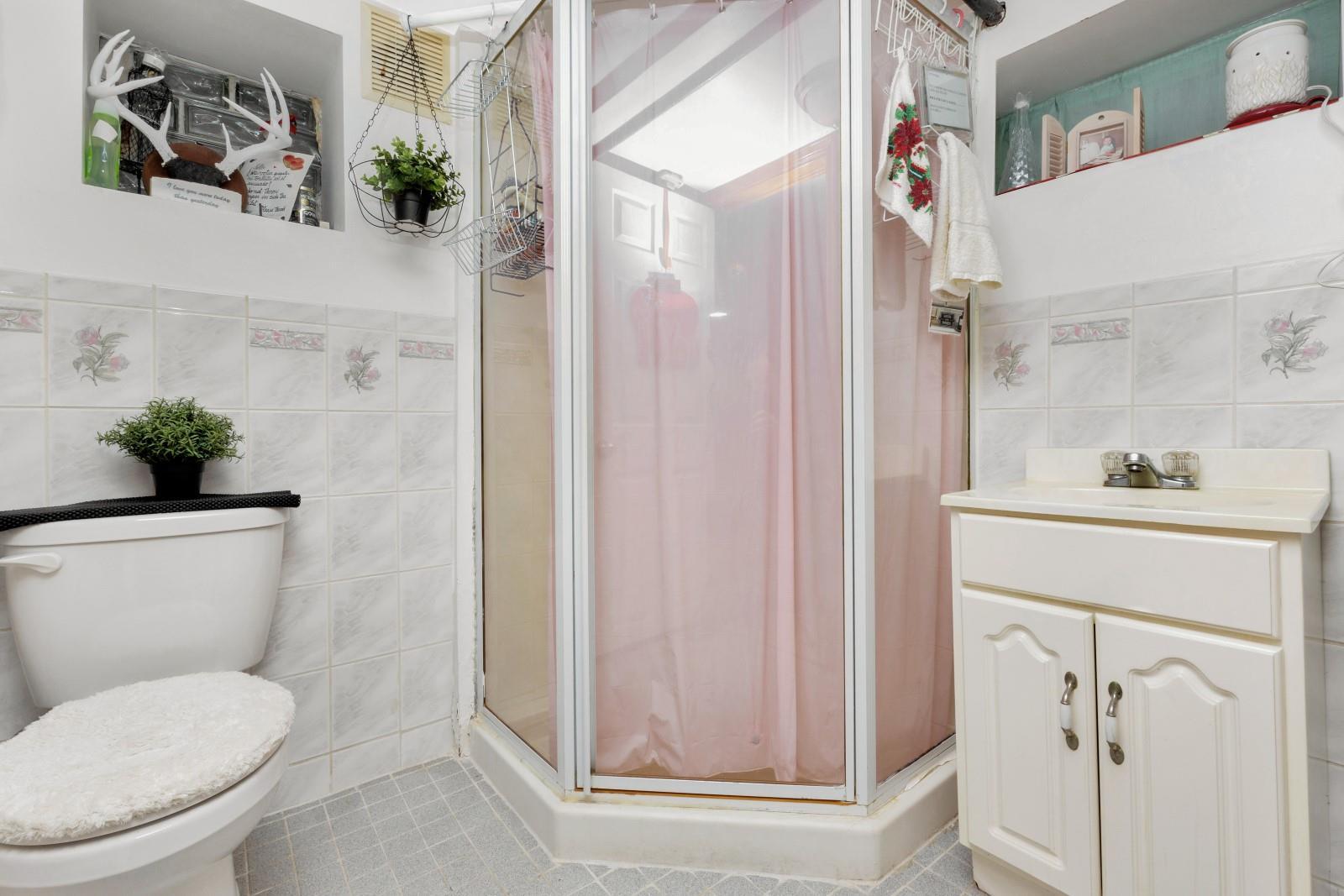 Single Family 80  Queens, NY 11379, MLS-804032-18