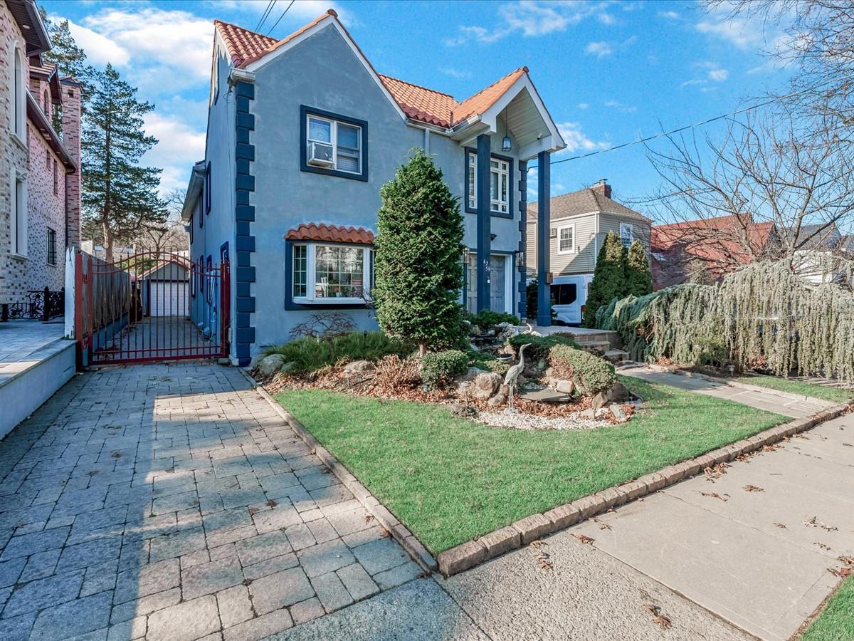 Single Family Glenwood  Queens, NY 11362, MLS-804122-2