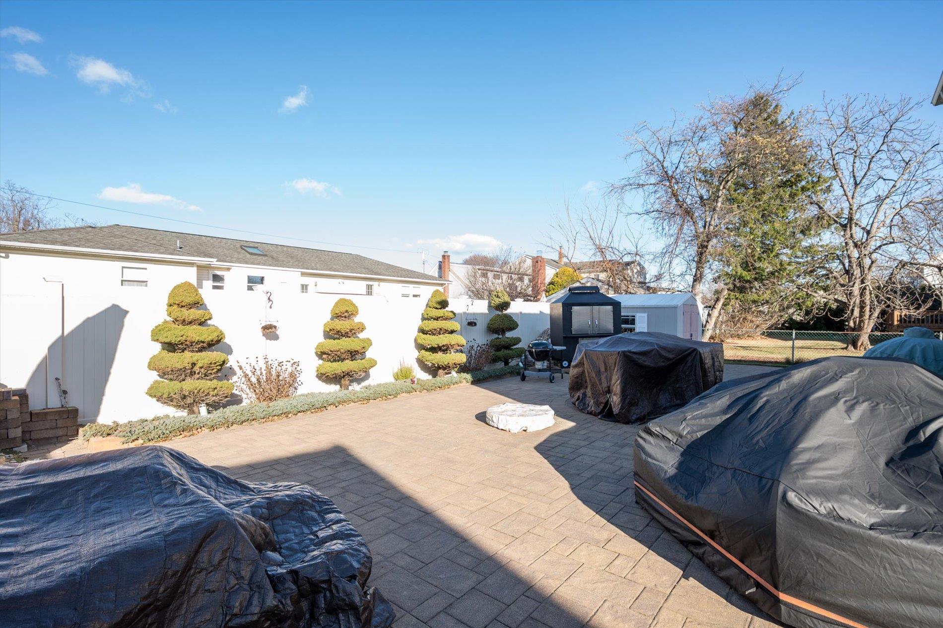 Single Family Albany  Nassau County, NY 11758, MLS-804125-23
