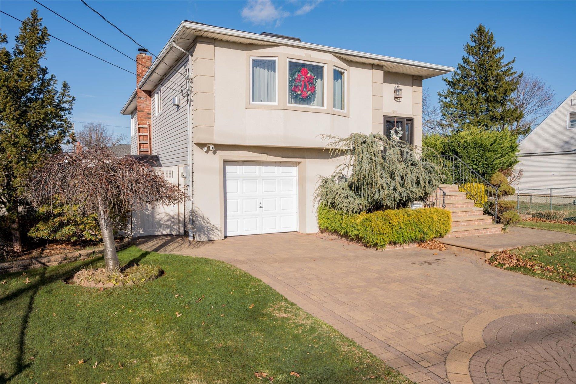 Single Family Albany  Nassau County, NY 11758, MLS-804125-3