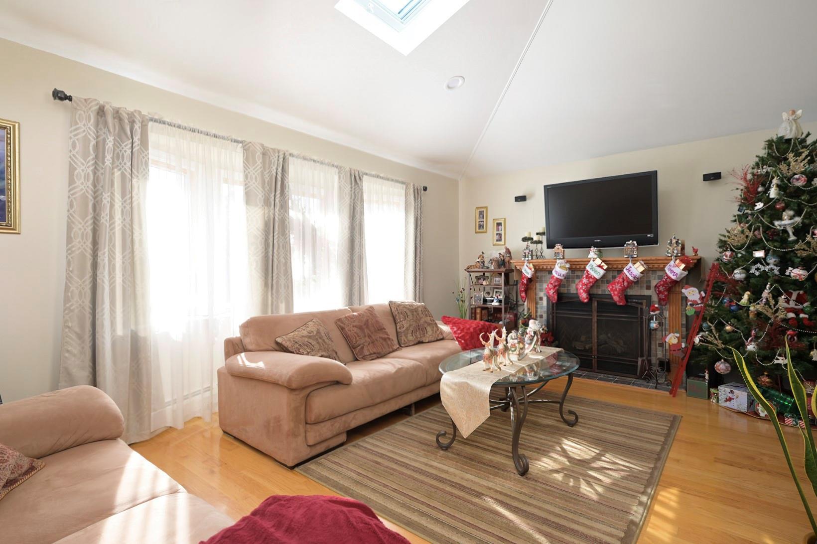 Single Family Albany  Nassau County, NY 11758, MLS-804125-5