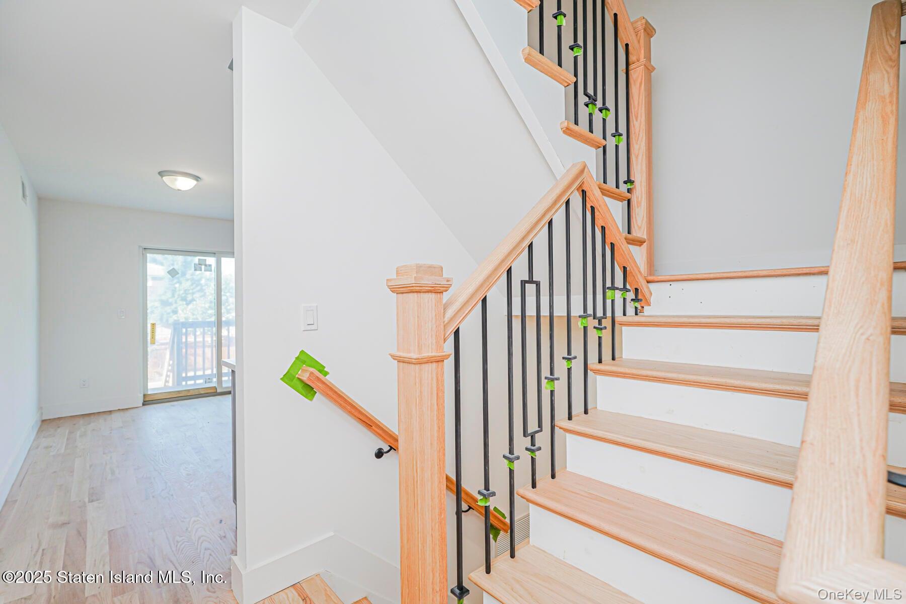 Single Family Alter Staten Island, NY 10305, MLS-804159-11