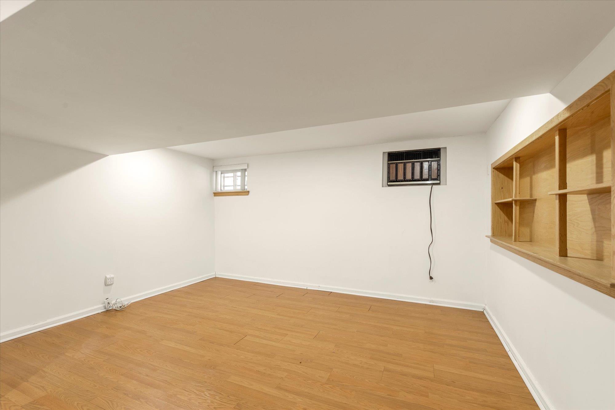 Single Family 39th  Queens, NY 11361, MLS-804167-20