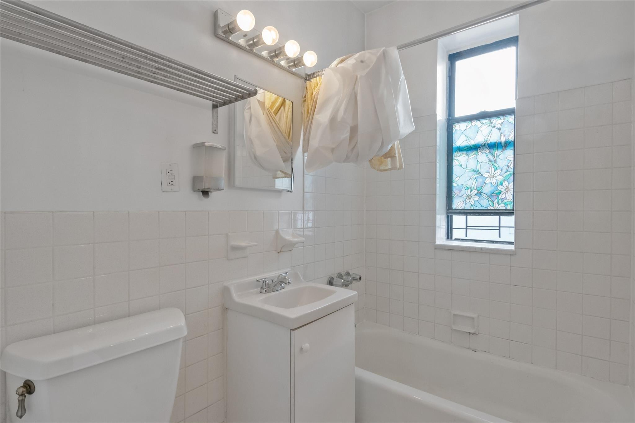 Coop Davidson  Bronx, NY 10468, MLS-804185-7