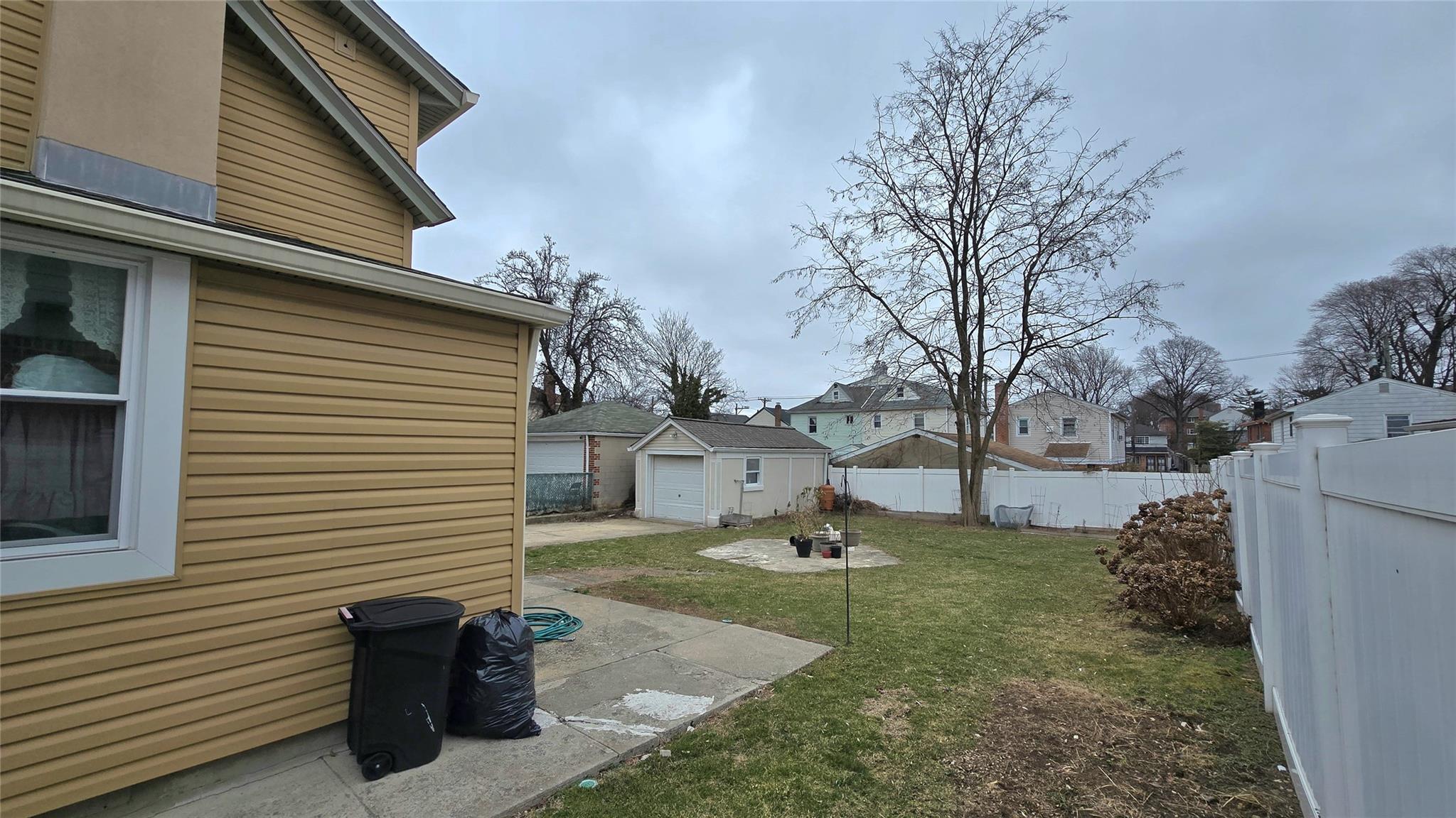 Single Family Monterey  Queens, NY 11429, MLS-804215-24