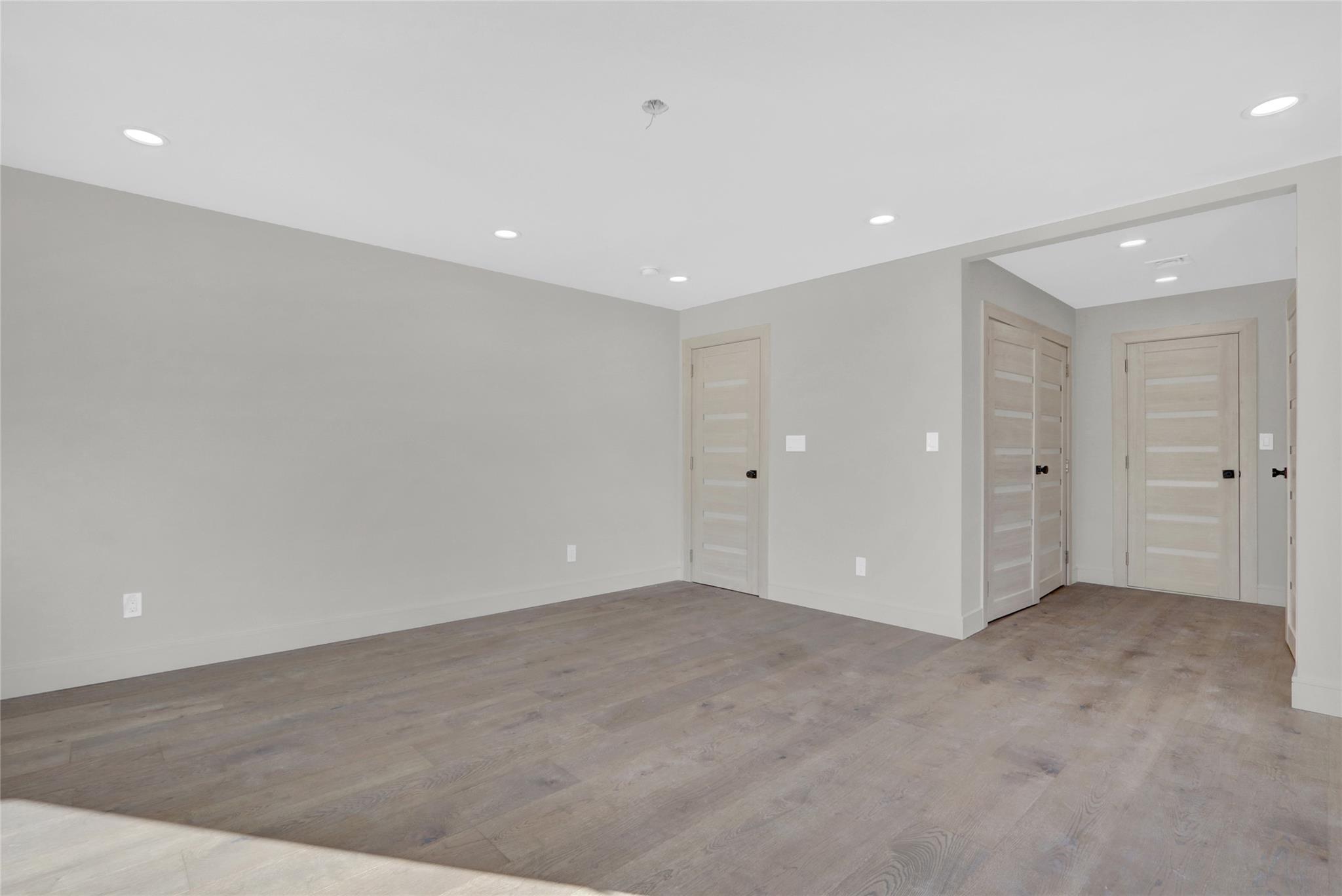 Single Family 9th  Suffolk County, NY 11757, MLS-804229-26