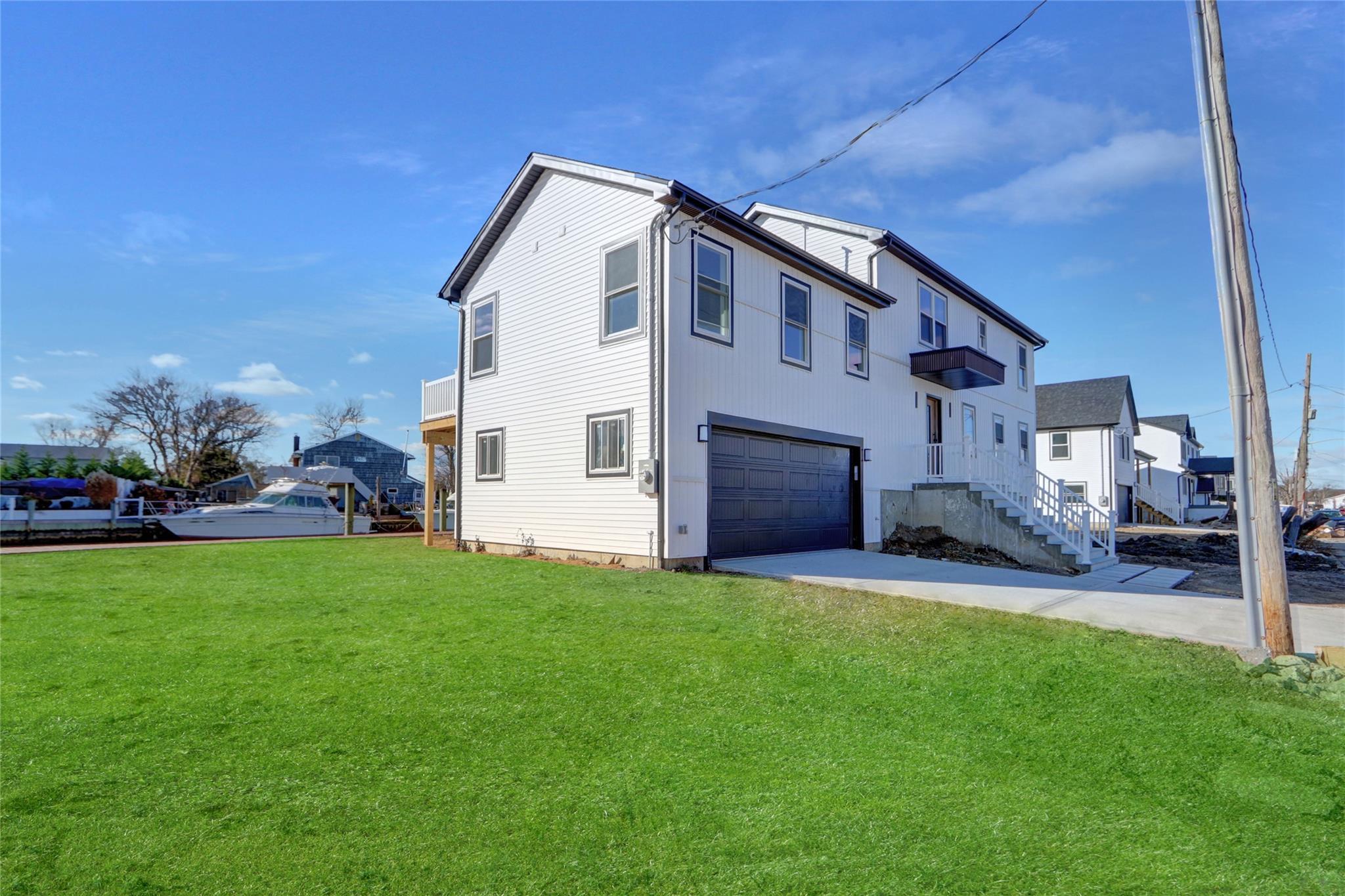 Single Family 9th  Suffolk County, NY 11757, MLS-804229-4